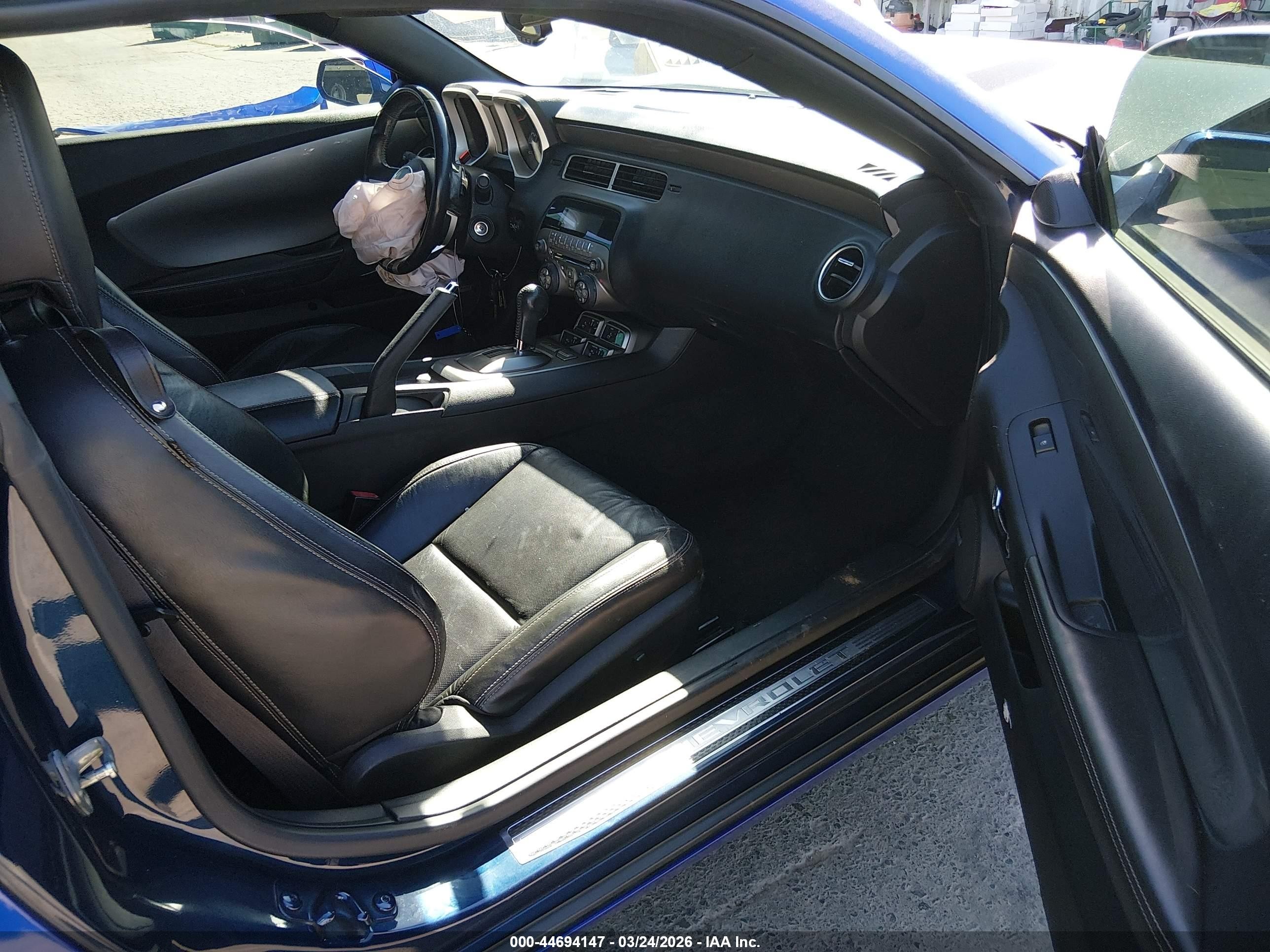 2011 Chevrolet Camaro 2ss Blue vin: 2G1FK1EJ3B9140833