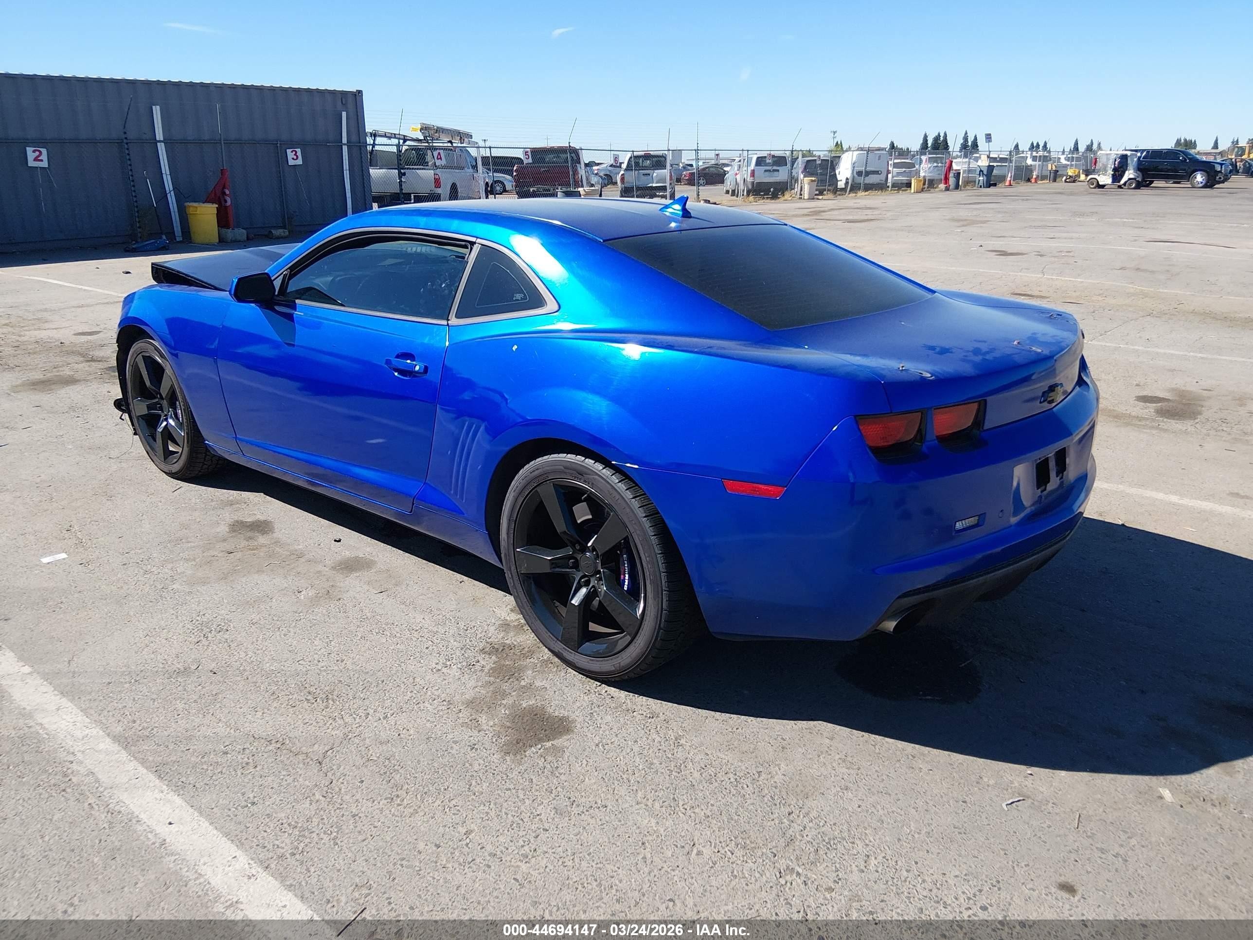 2011 Chevrolet Camaro 2ss Blue vin: 2G1FK1EJ3B9140833