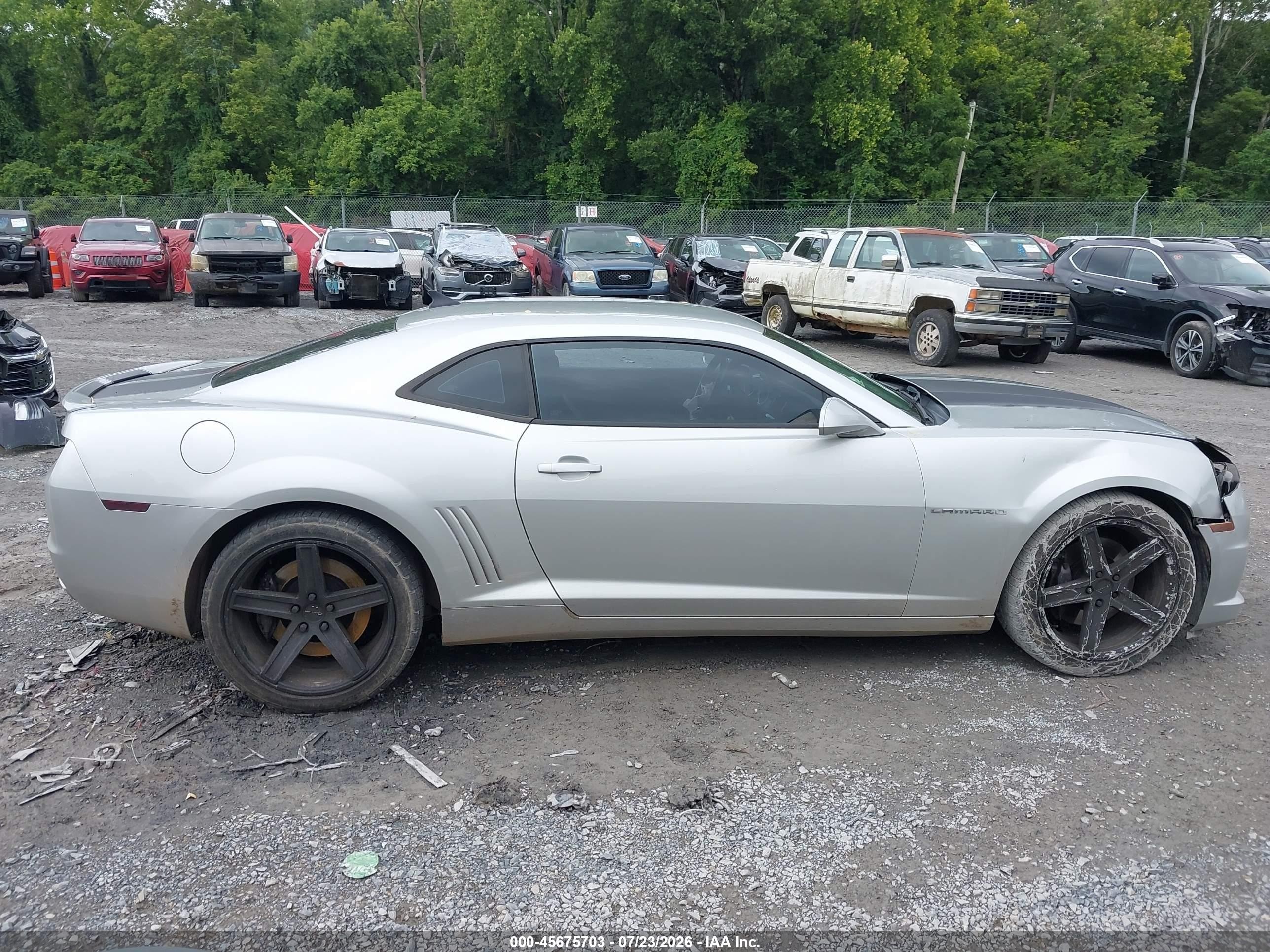 2011 Chevrolet Camaro 2ss Silver vin: 2G1FK1EJ3B9157065
