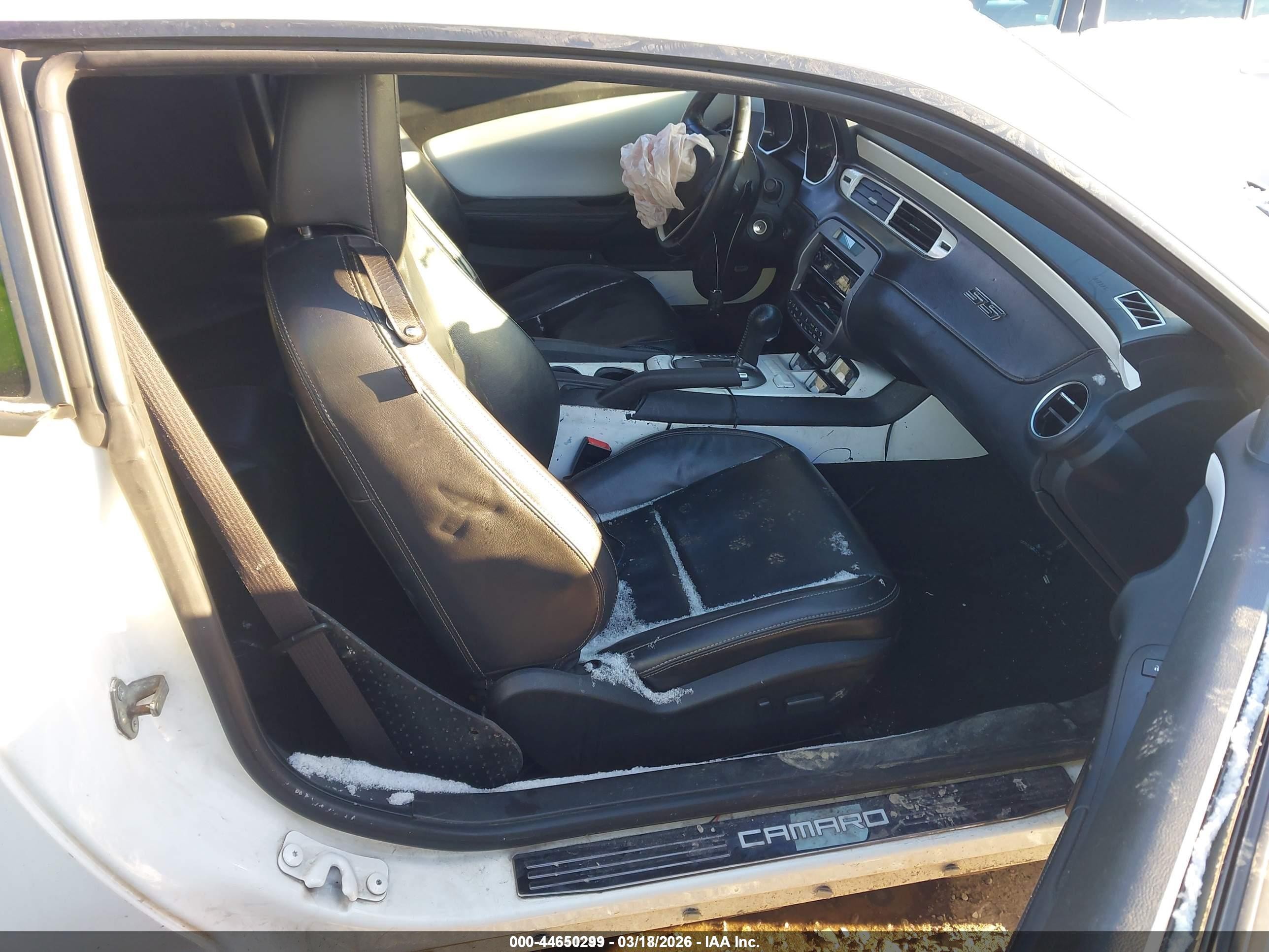 2013 Chevrolet Camaro 2ss White vin: 2G1FK1EJ3D9103722
