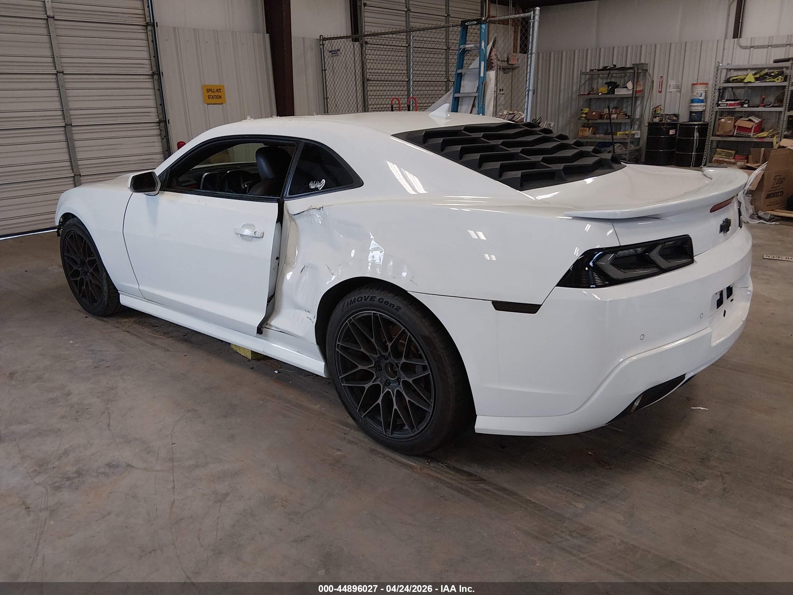 2014 Chevrolet Camaro 2ss White vin: 2G1FK1EJ3E9282135