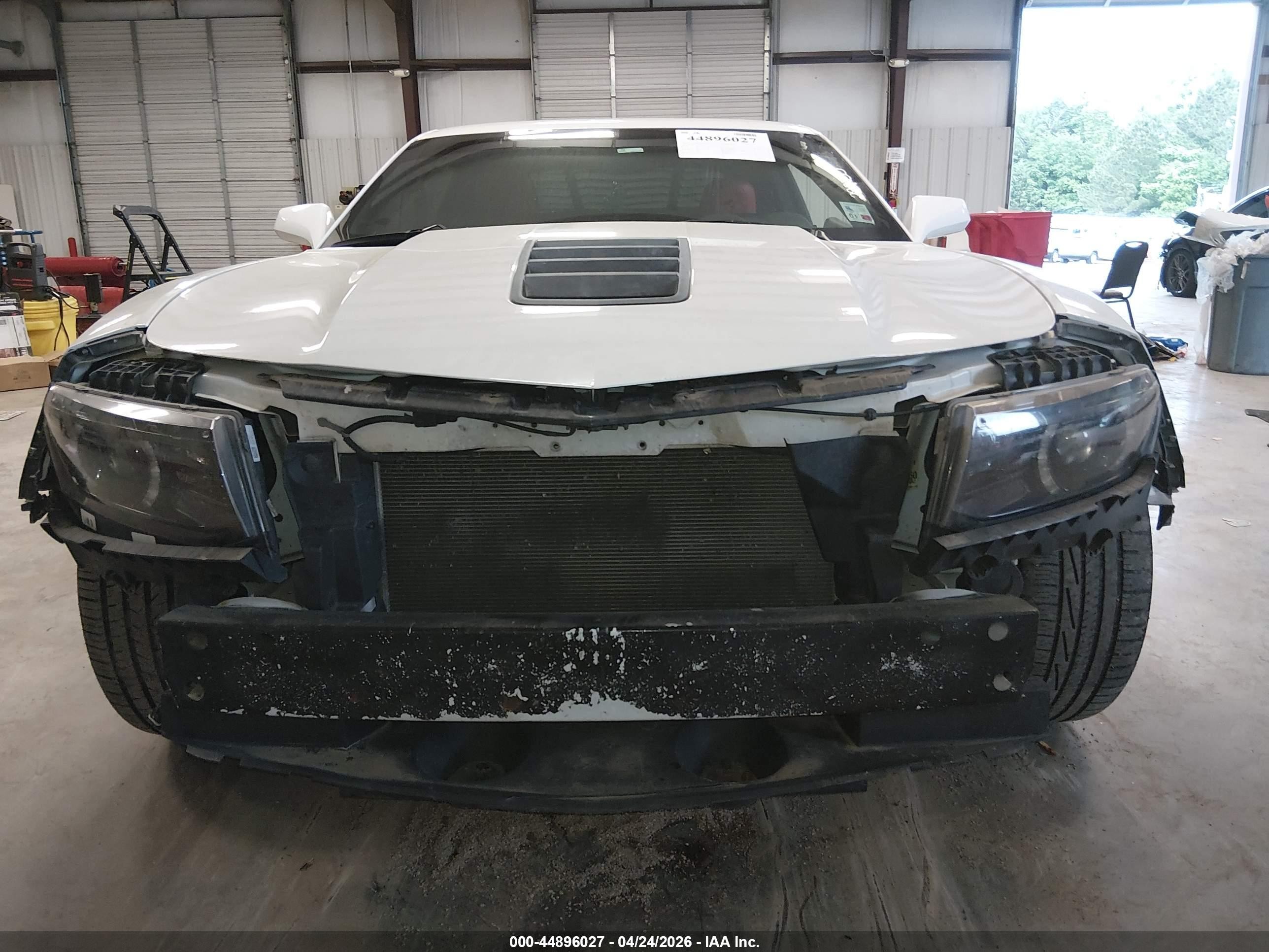 2014 Chevrolet Camaro 2ss White vin: 2G1FK1EJ3E9282135