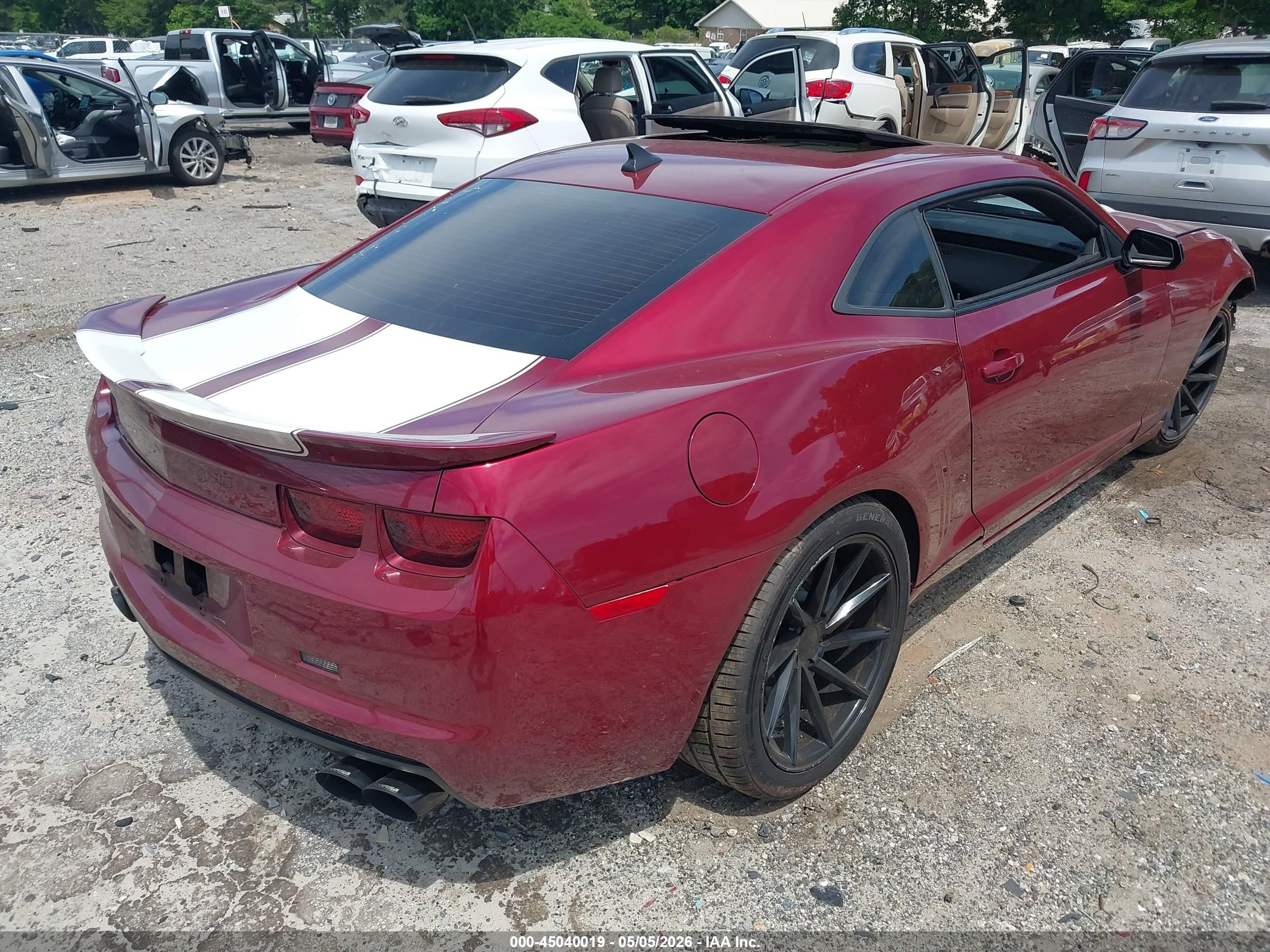 2010 Chevrolet Camaro 2ss Maroon vin: 2G1FK1EJ4A9123828