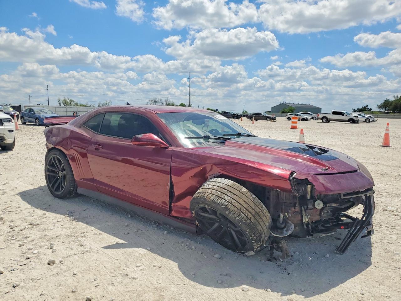 2011 Chevrolet Camaro 2ss Burgundy vin: 2G1FK1EJ4B9103919
