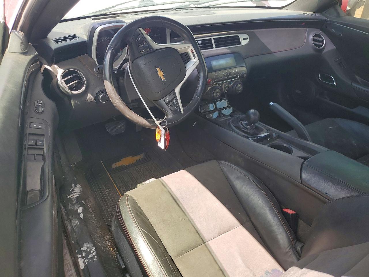 2011 Chevrolet Camaro 2ss Burgundy vin: 2G1FK1EJ4B9103919