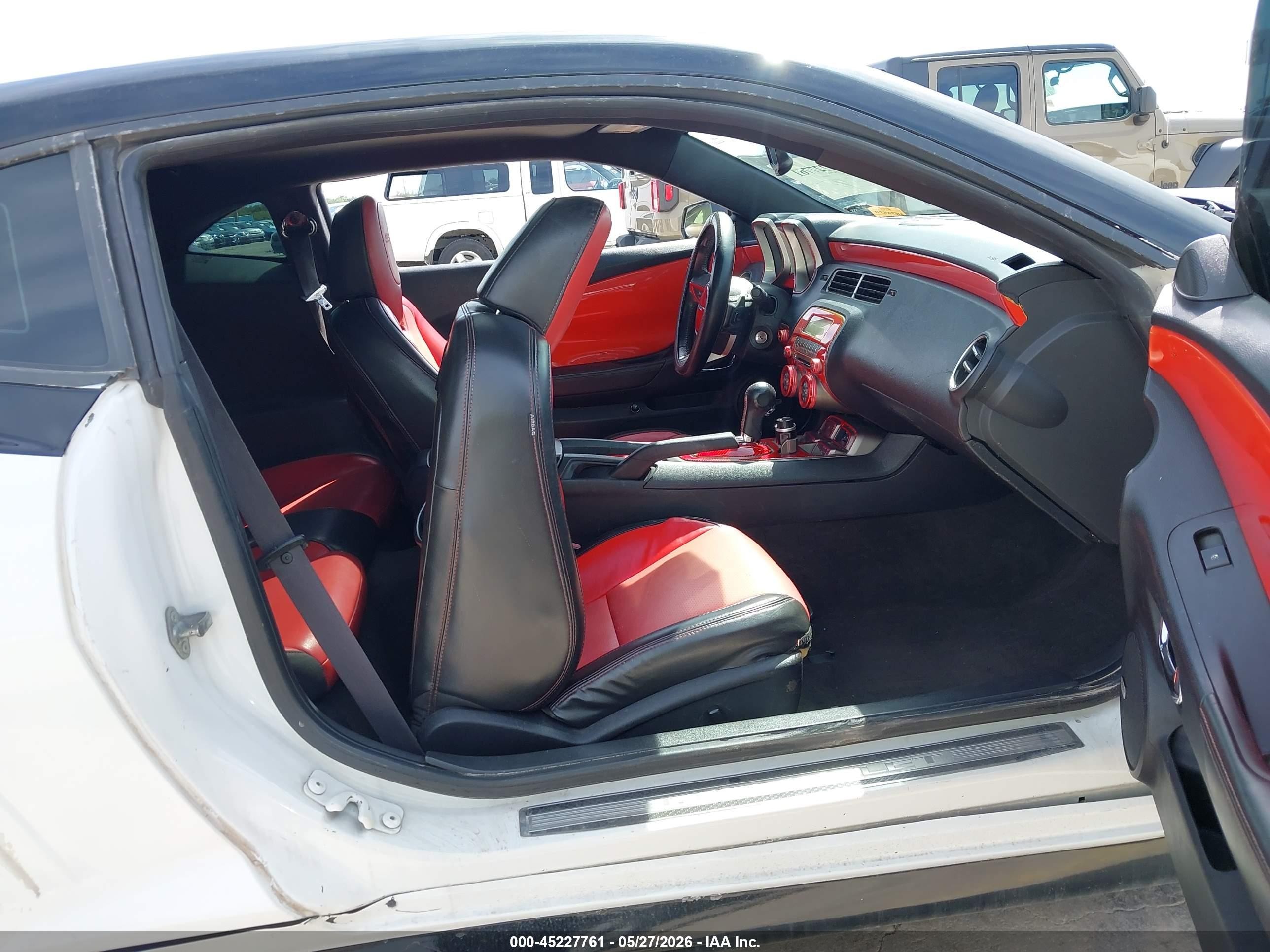 2011 Chevrolet Camaro 2ss White vin: 2G1FK1EJ4B9169810