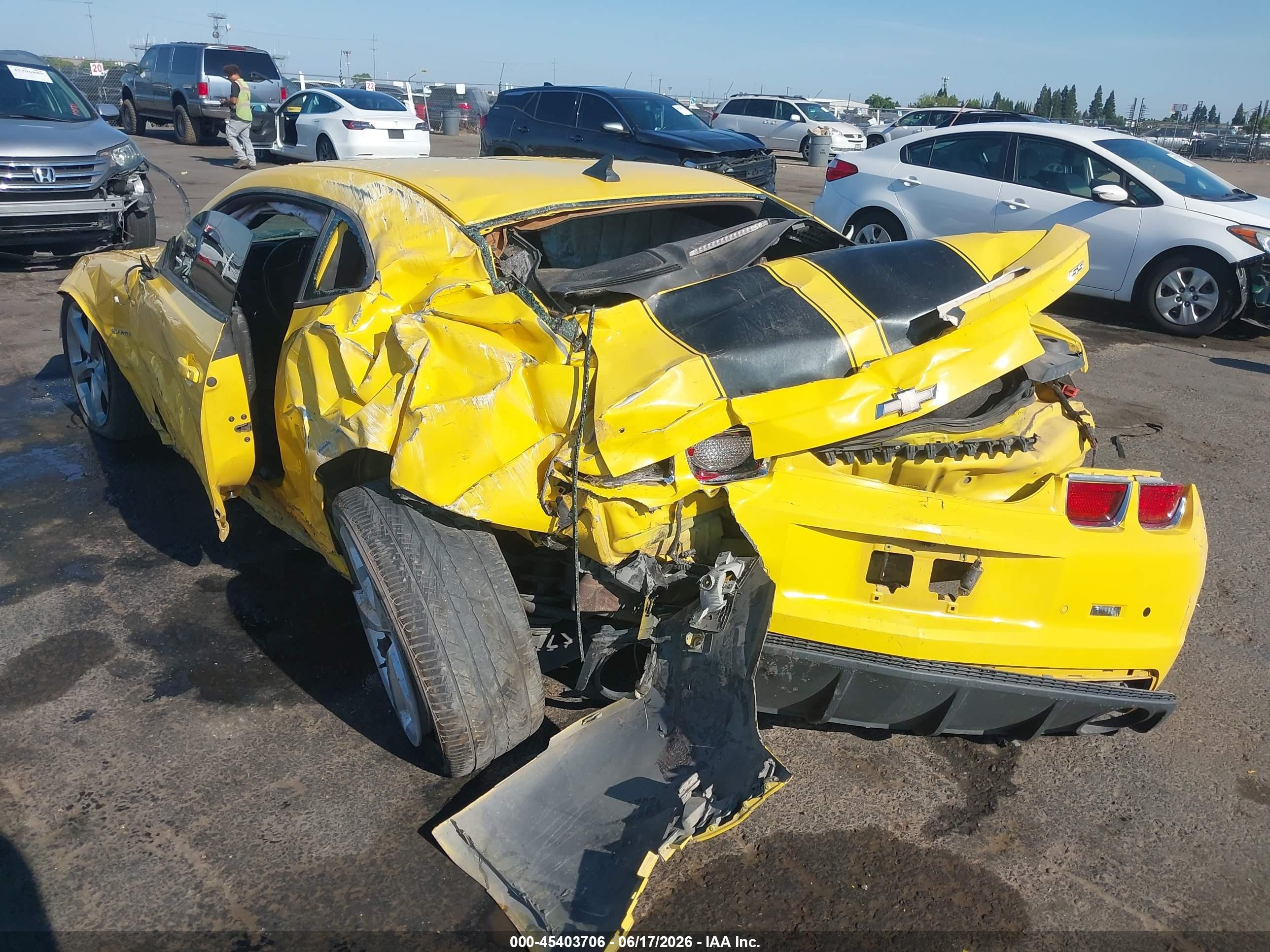 2013 Chevrolet Camaro 2ss Yellow vin: 2G1FK1EJ4D9105799