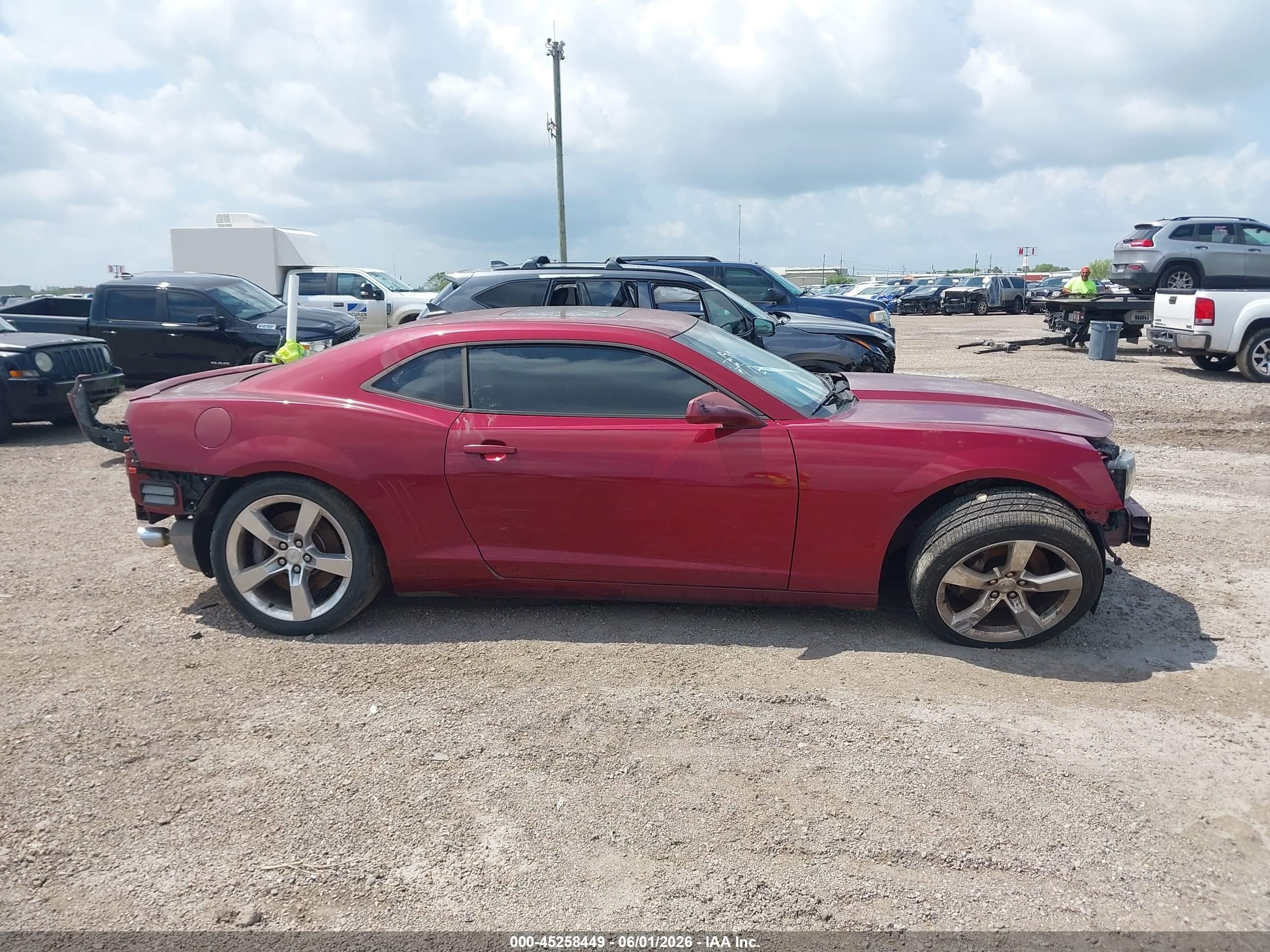 2010 Chevrolet Camaro 2ss Burgundy vin: 2G1FK1EJ5A9112529
