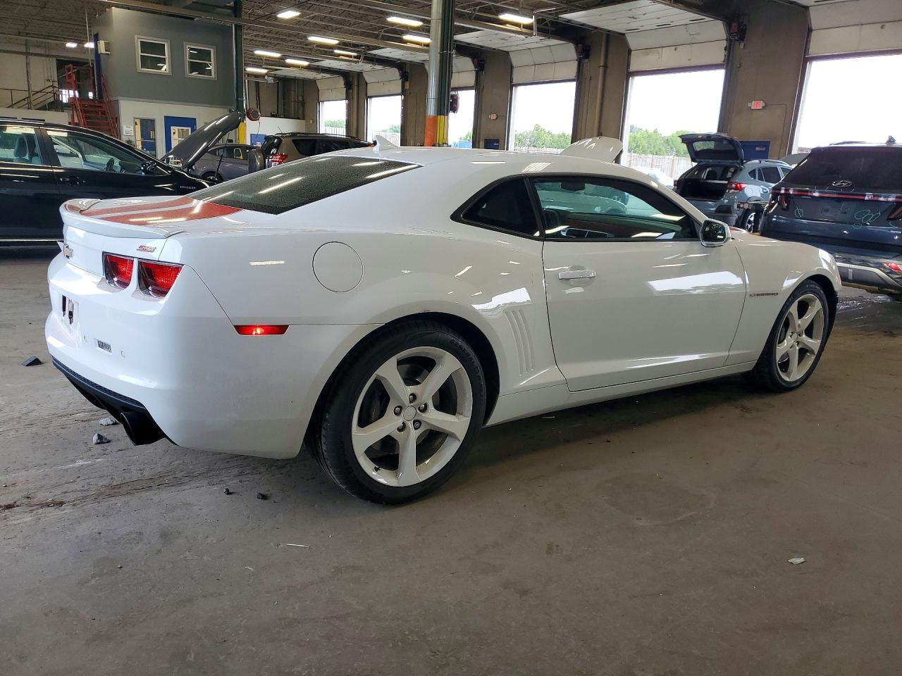 2013 Chevrolet Camaro 2ss White vin: 2G1FK1EJ5D9199255
