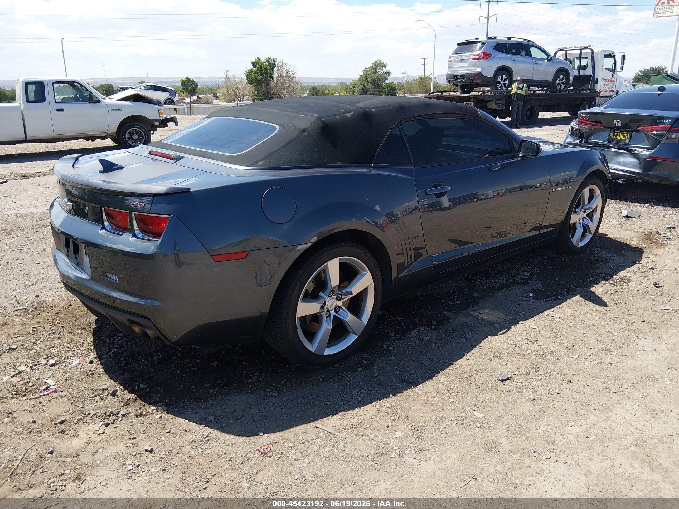 2011 Chevrolet Camaro 2ss Серый vin: 2G1FK3DJ1B9163475