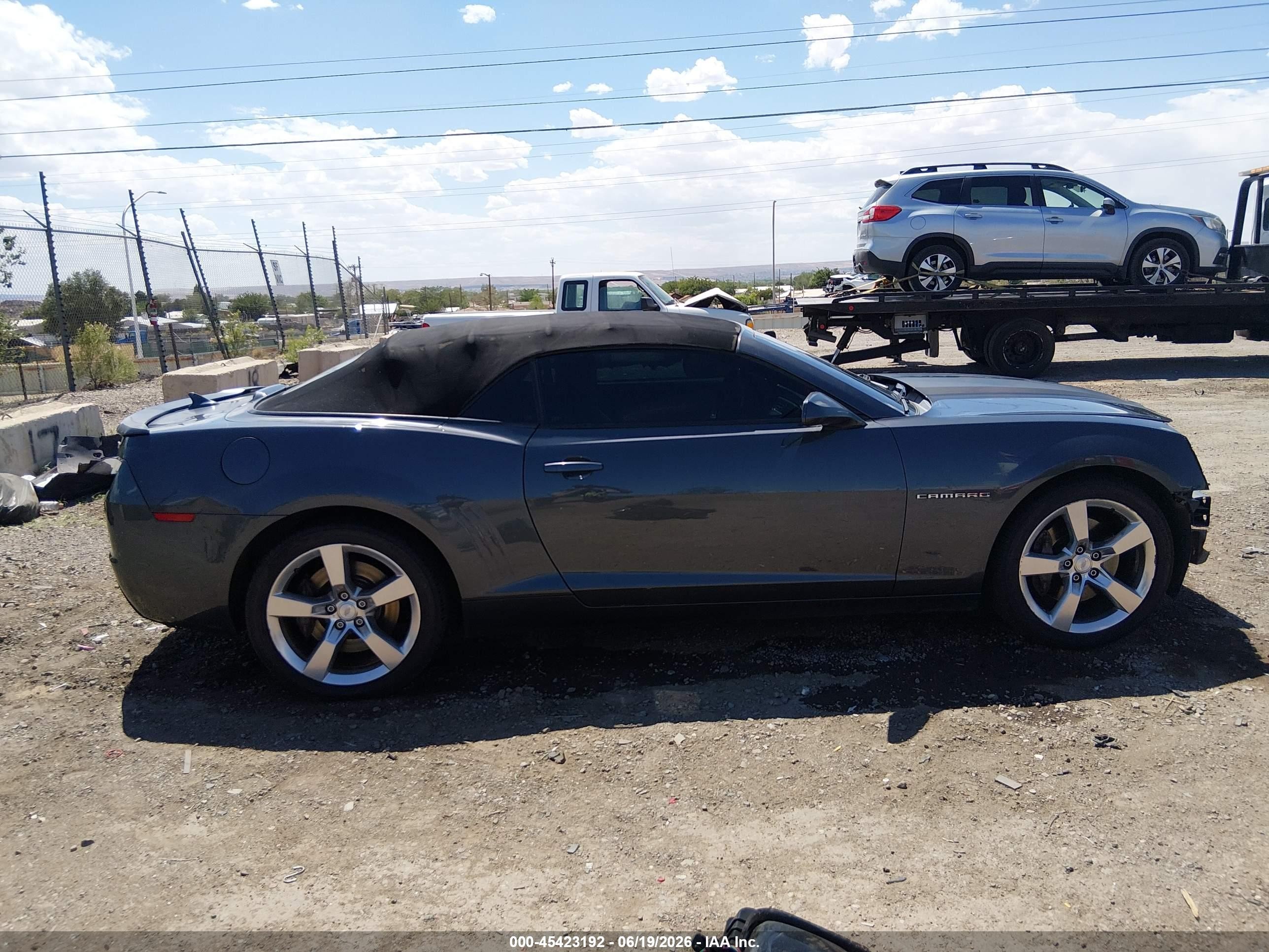 2011 Chevrolet Camaro 2ss Серый vin: 2G1FK3DJ1B9163475