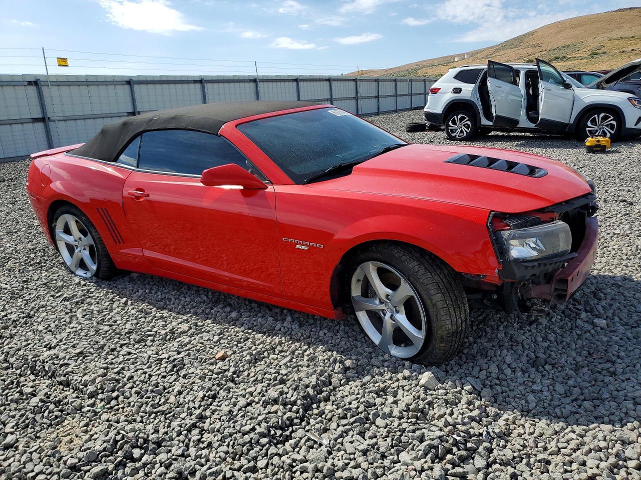 2014 Chevrolet Camaro 2ss Red vin: 2G1FK3DJ3E9167225
