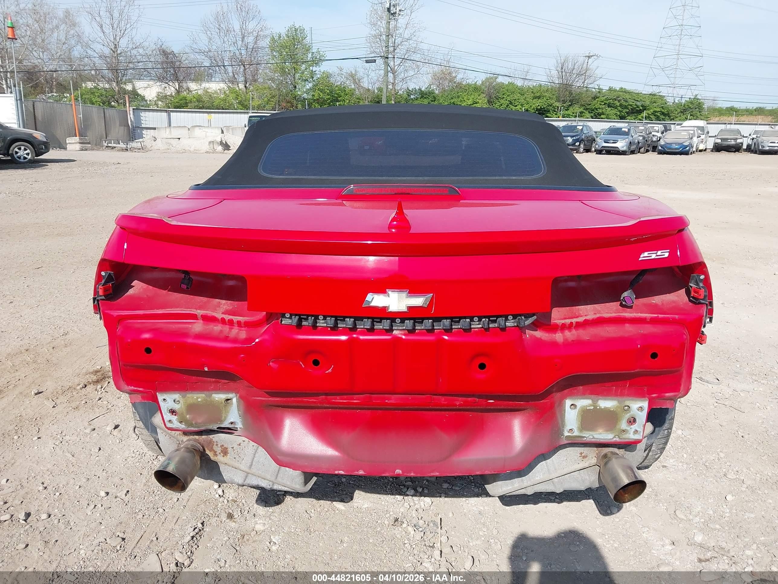 2011 Chevrolet Camaro 2ss Red vin: 2G1FK3DJ4B9185910