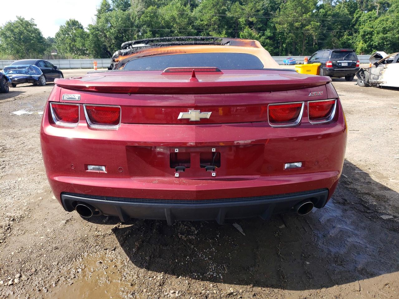 2011 Chevrolet Camaro 2ss Burgundy vin: 2G1FK3DJ5B9163284