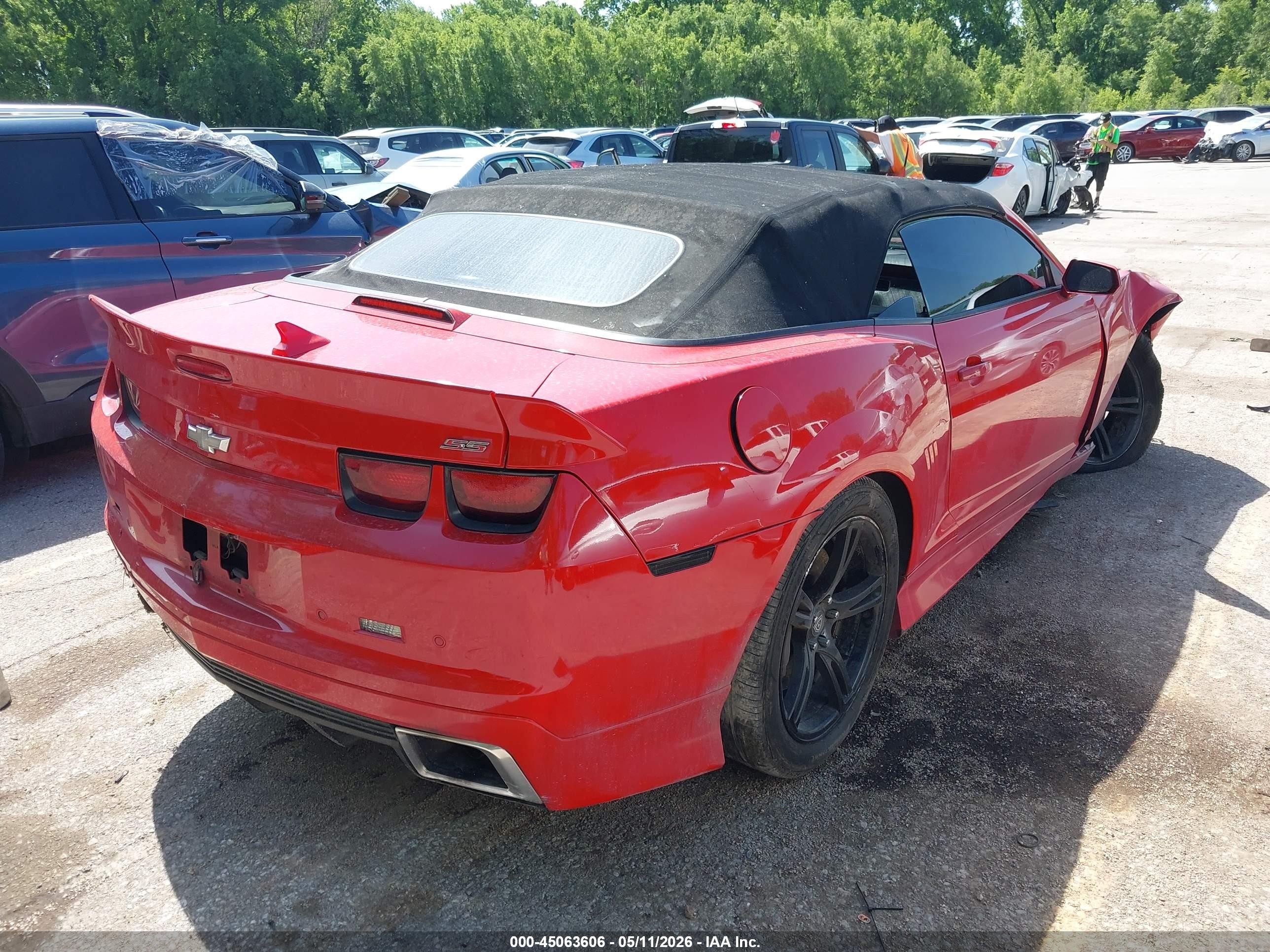 2011 Chevrolet Camaro 2ss Red vin: 2G1FK3DJ7B9211898