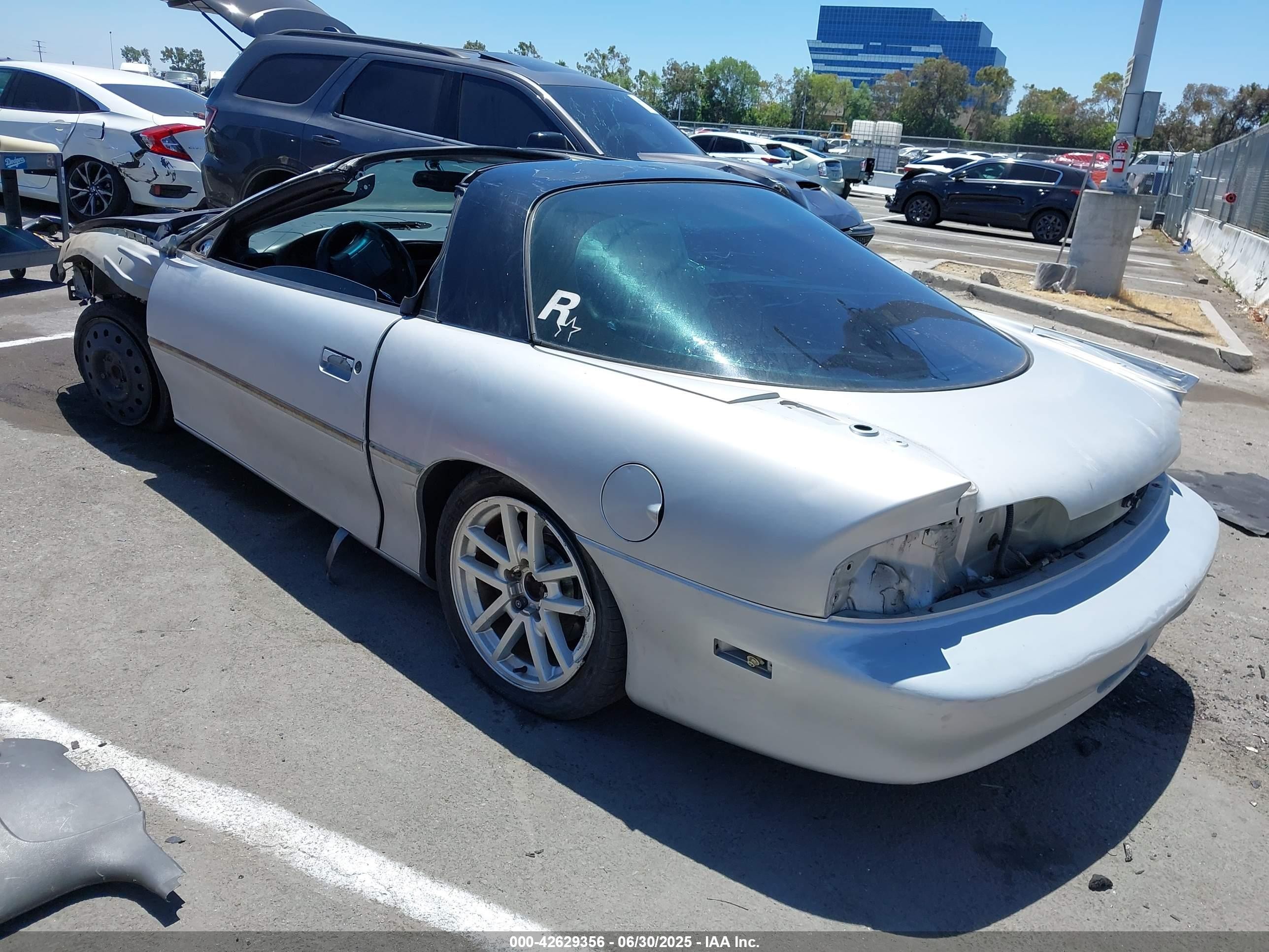 1998 Chevrolet Camaro Z28 Blue vin: 2G1FP22G0W2125995