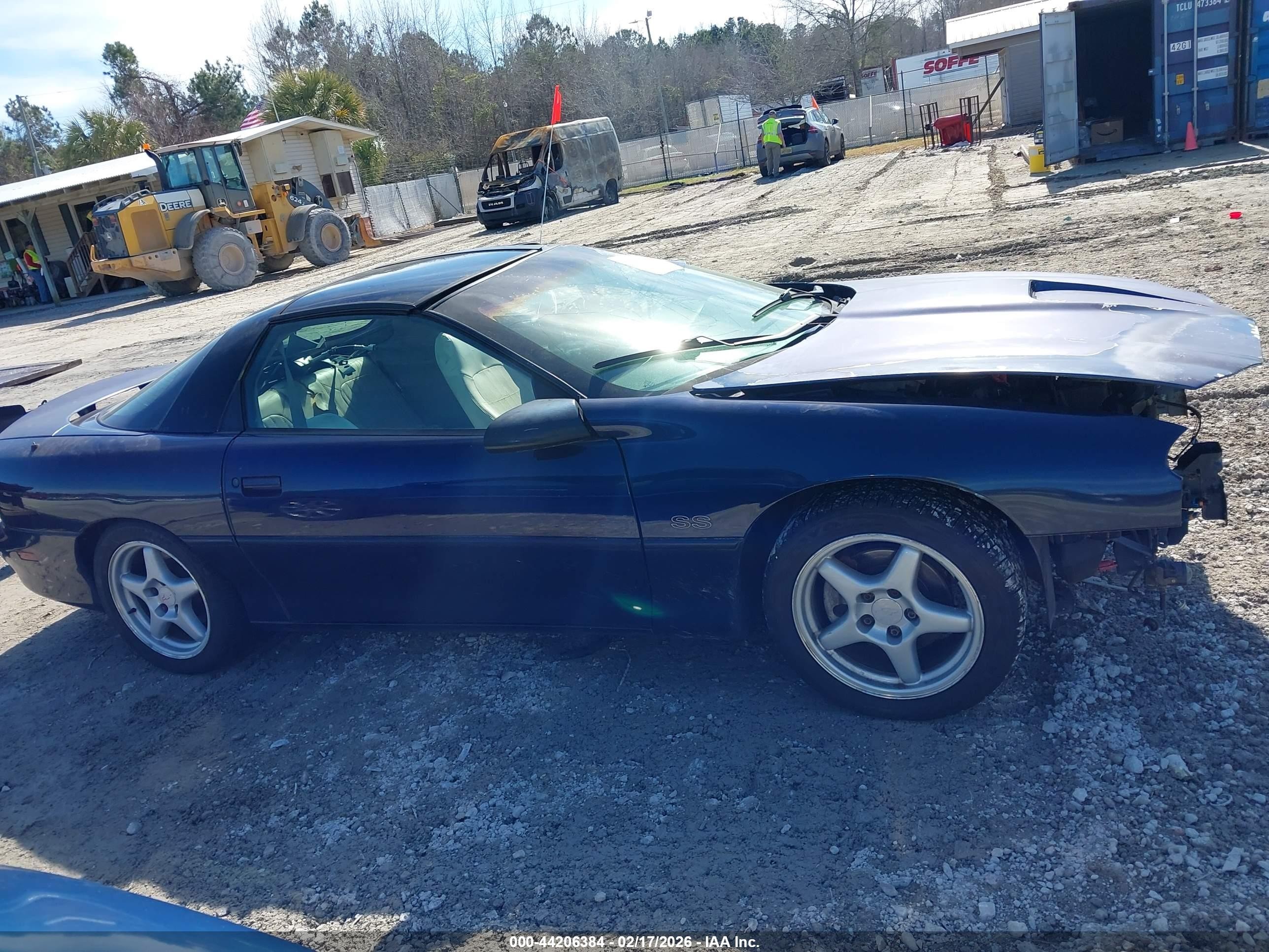 1998 Chevrolet Camaro Z28 Blue vin: 2G1FP22G2W2133984