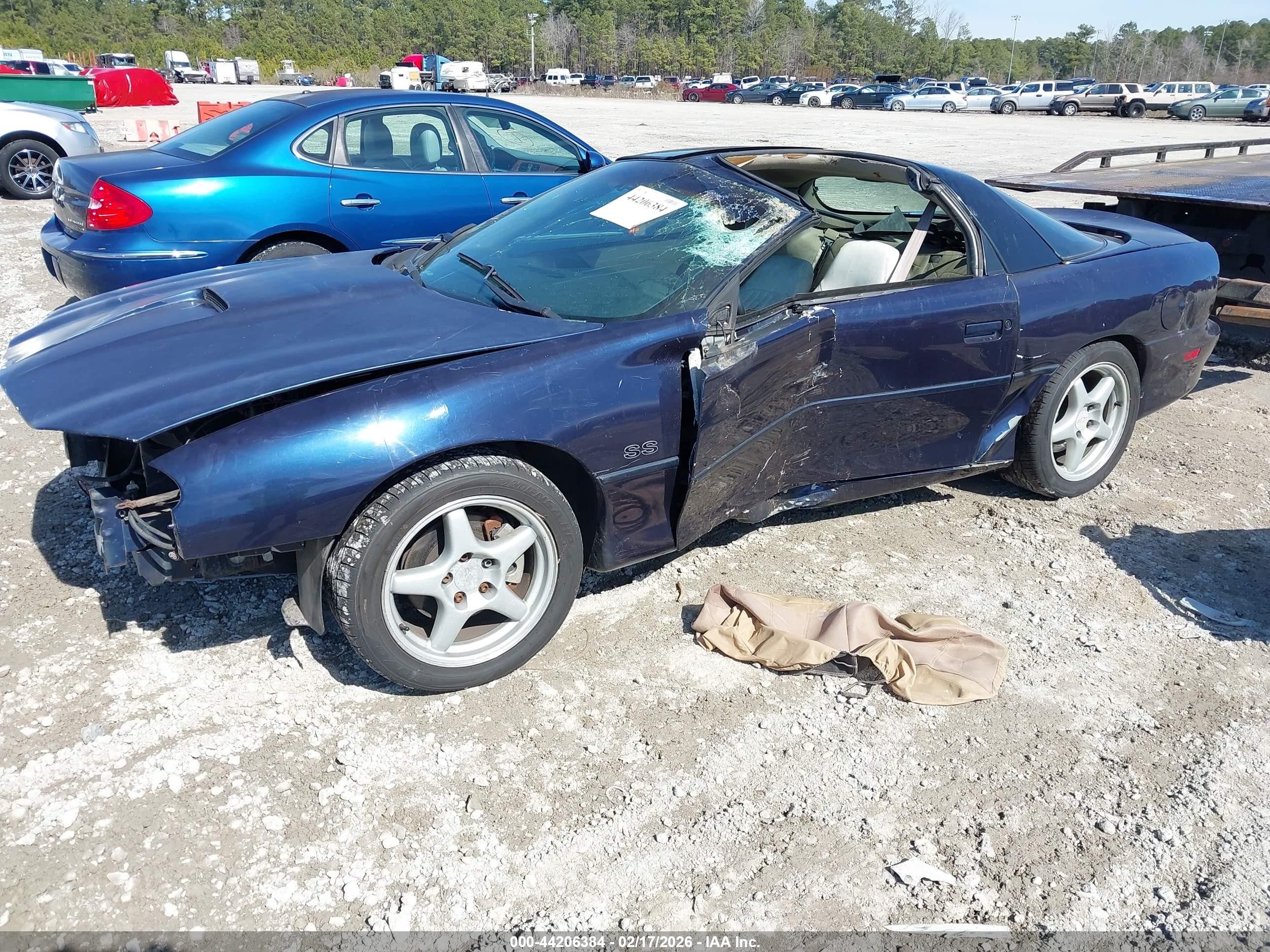1998 Chevrolet Camaro Z28 Blue vin: 2G1FP22G2W2133984