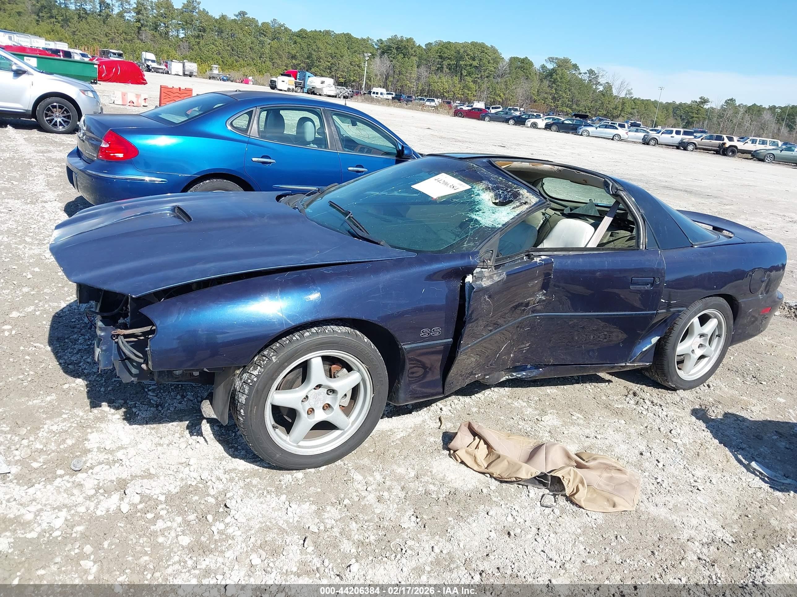 1998 Chevrolet Camaro Z28 Blue vin: 2G1FP22G2W2133984