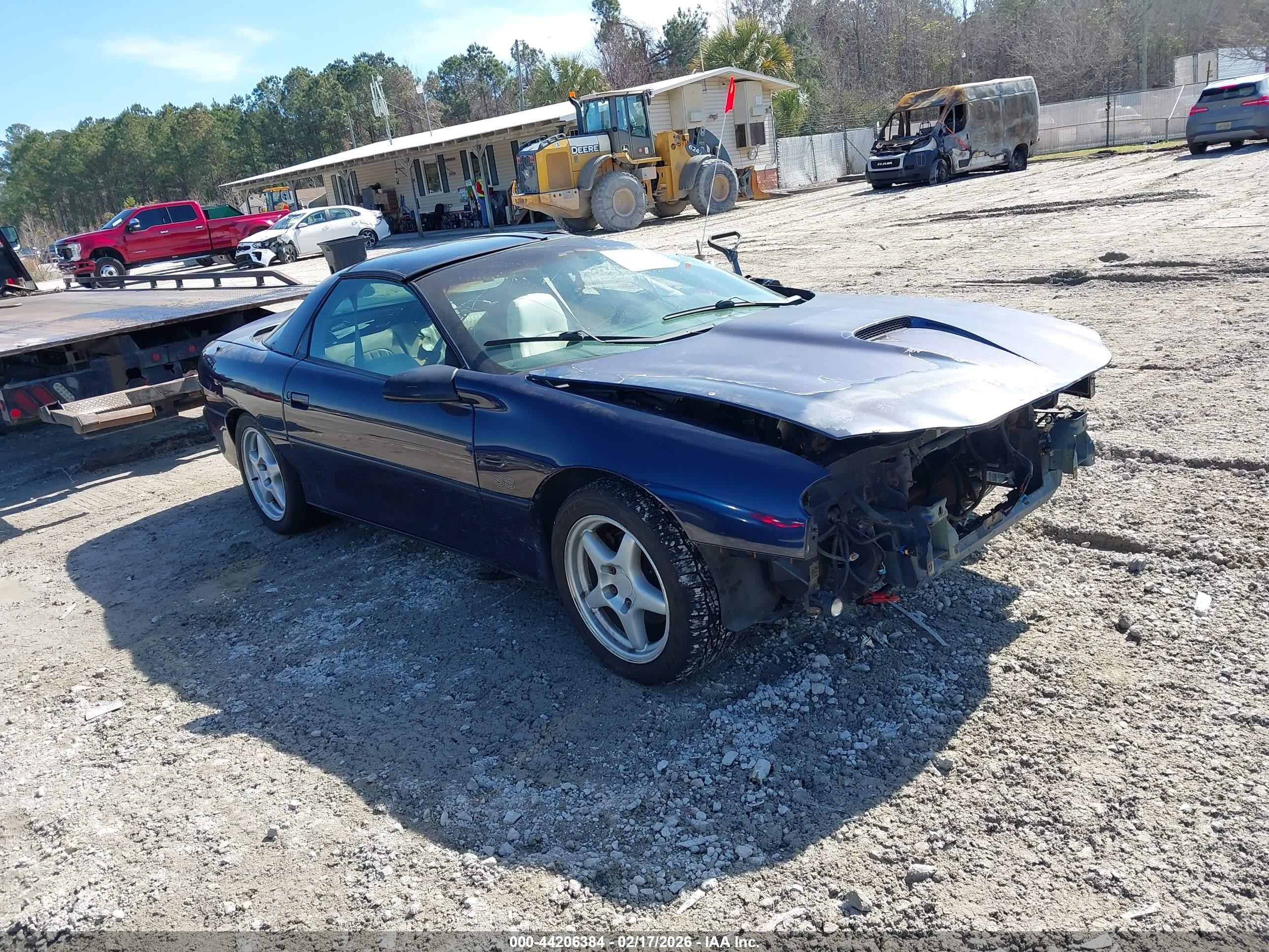 1998 Chevrolet Camaro Z28 Blue vin: 2G1FP22G2W2133984