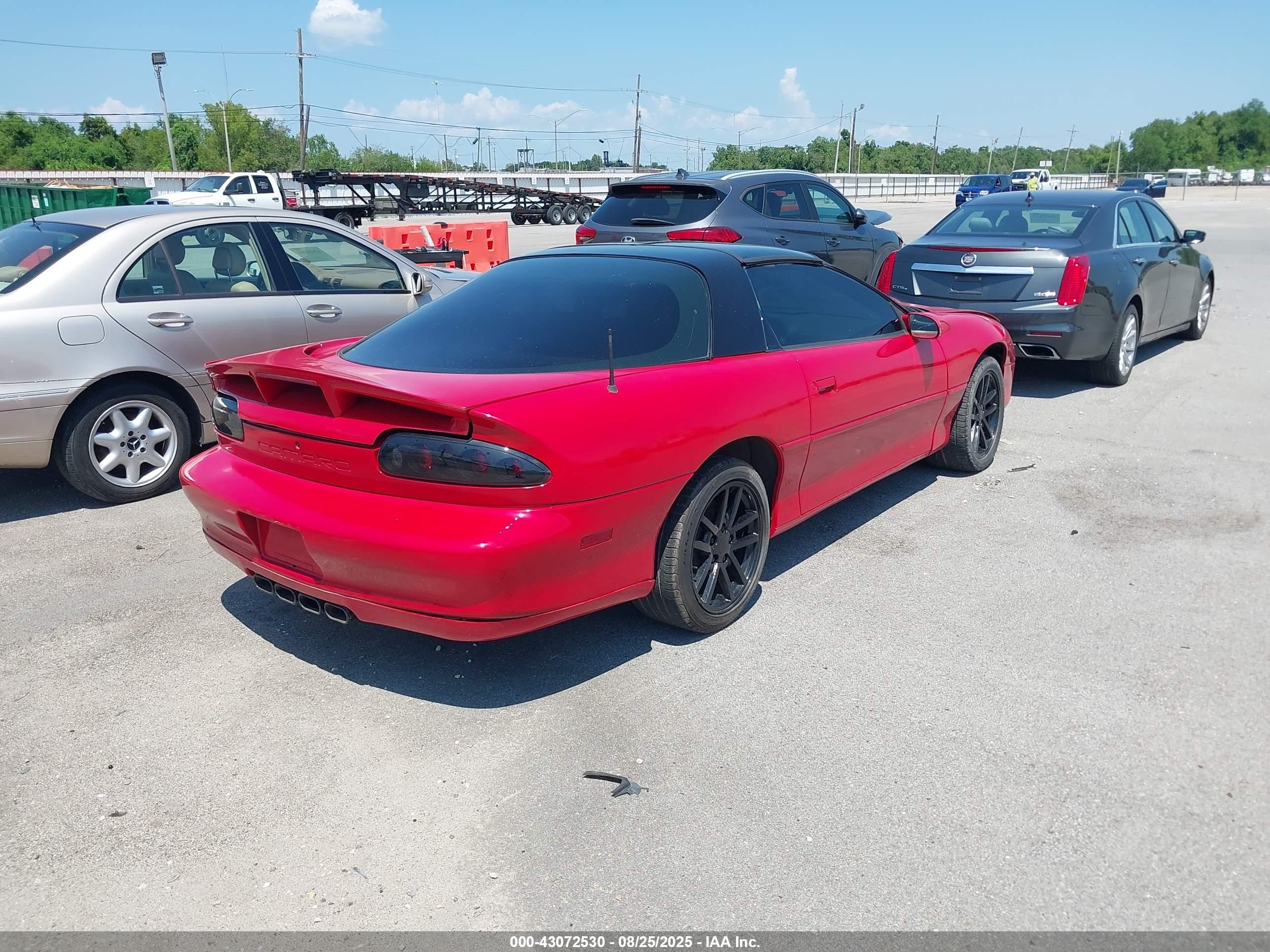 1998 Chevrolet Camaro Z28 Red vin: 2G1FP22G2W2153667