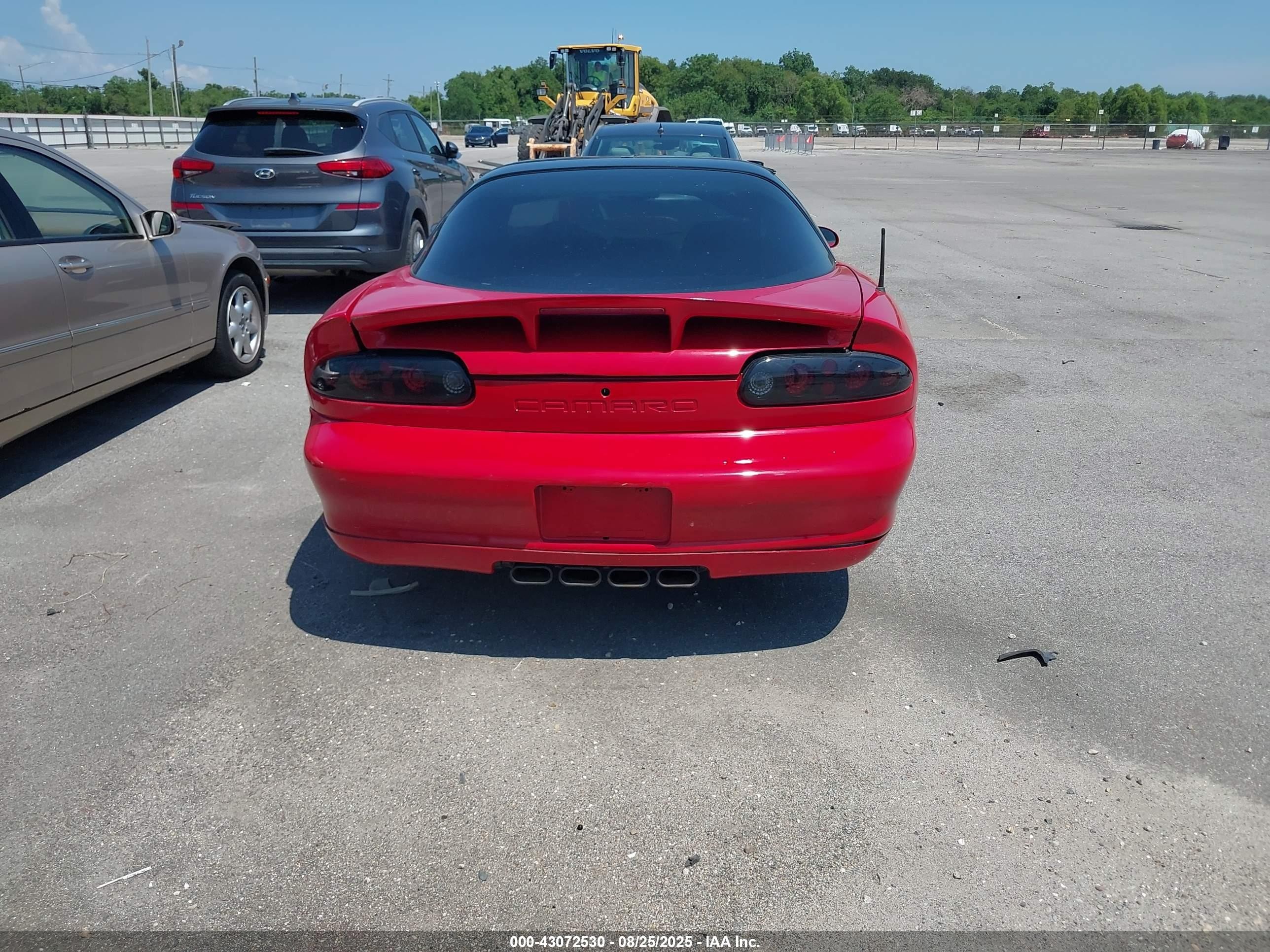 1998 Chevrolet Camaro Z28 Red vin: 2G1FP22G2W2153667