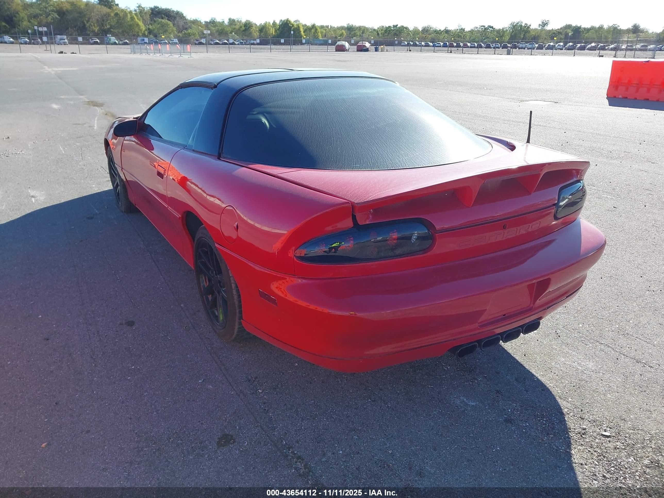 1998 Chevrolet Camaro Z28 Red vin: 2G1FP22G2W2153667