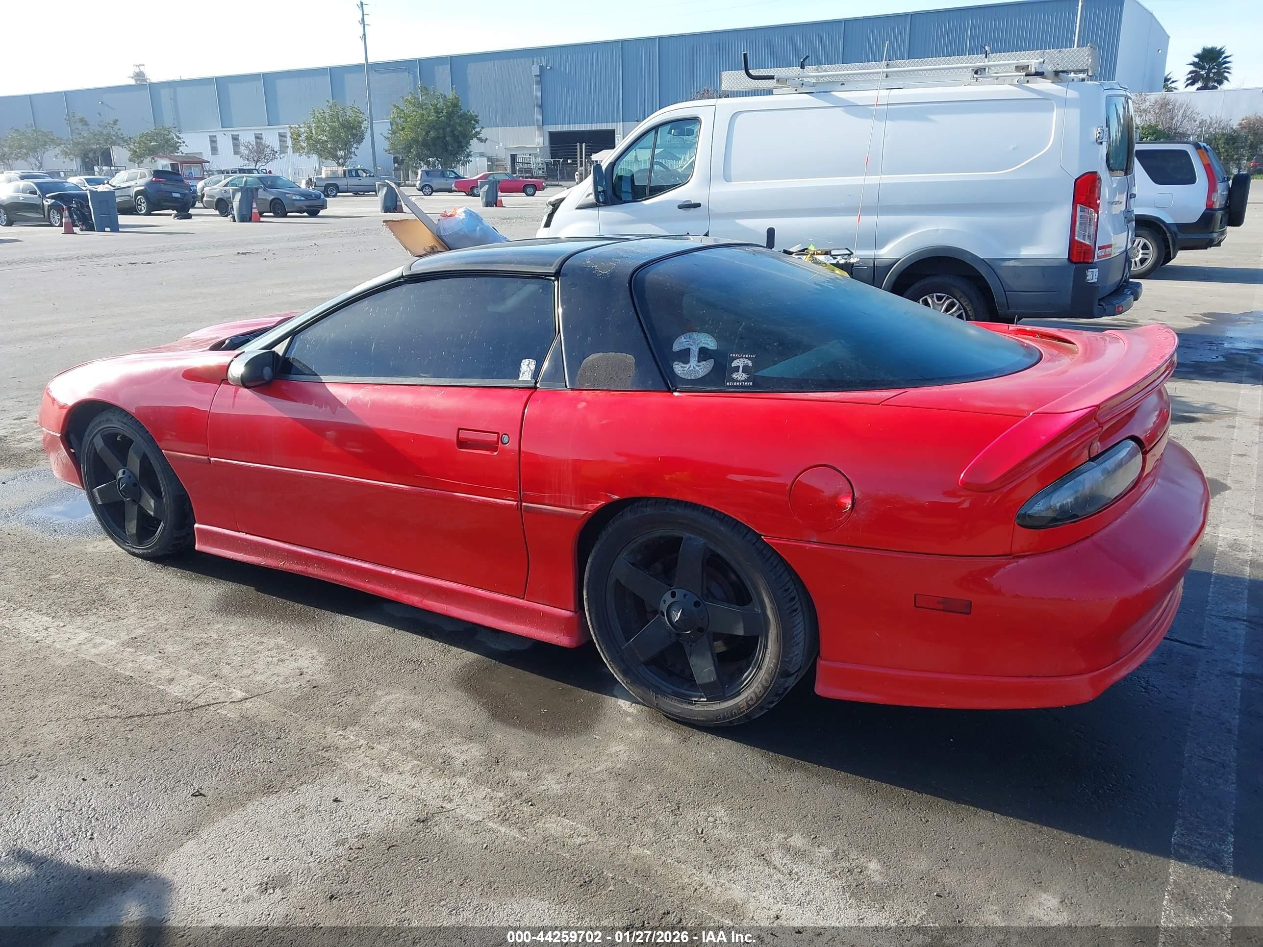 1999 Chevrolet Camaro Z28 Red vin: 2G1FP22G2X2141536
