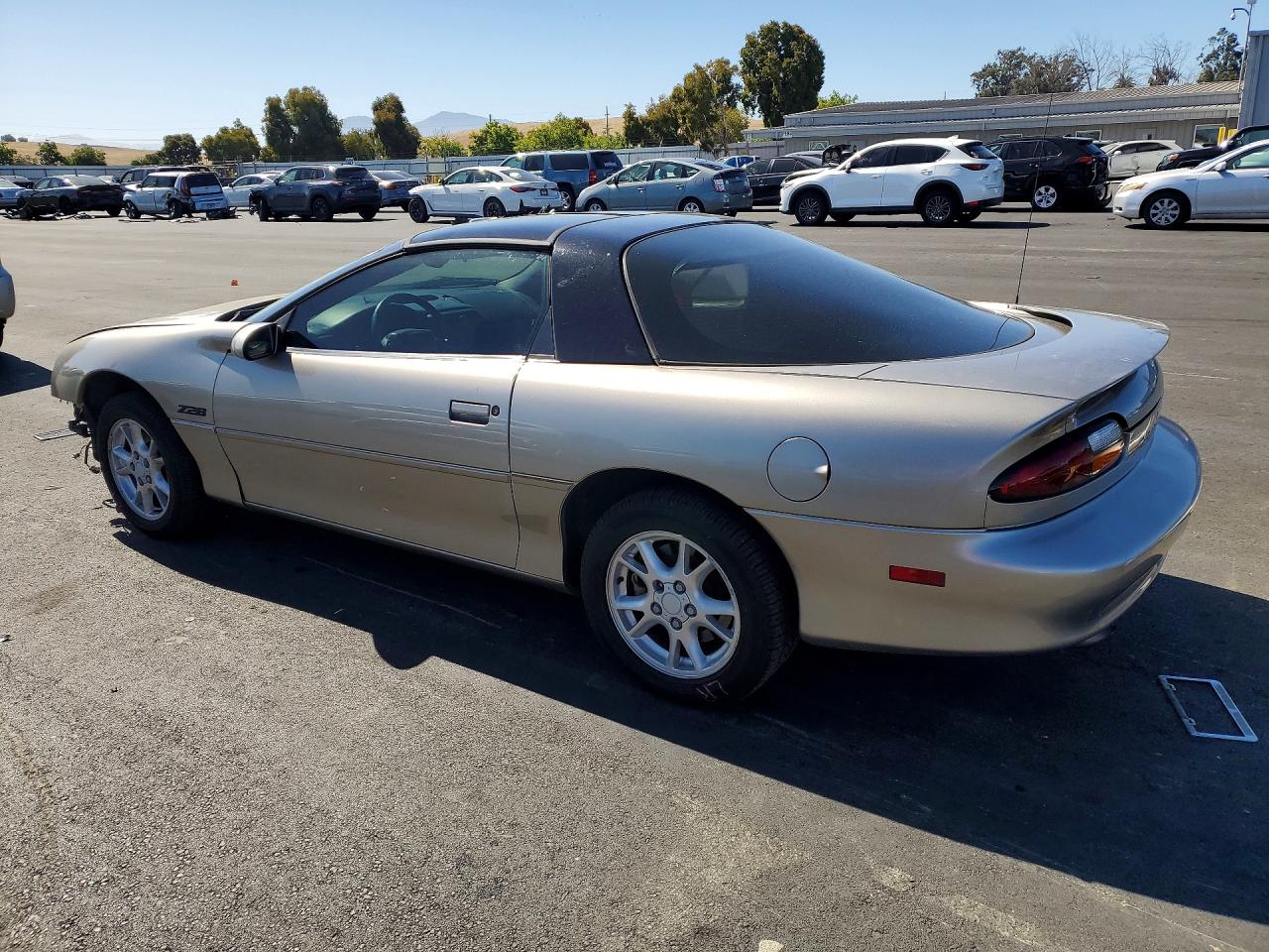2001 Chevrolet Camaro Z28 Beige vin: 2G1FP22G312102252