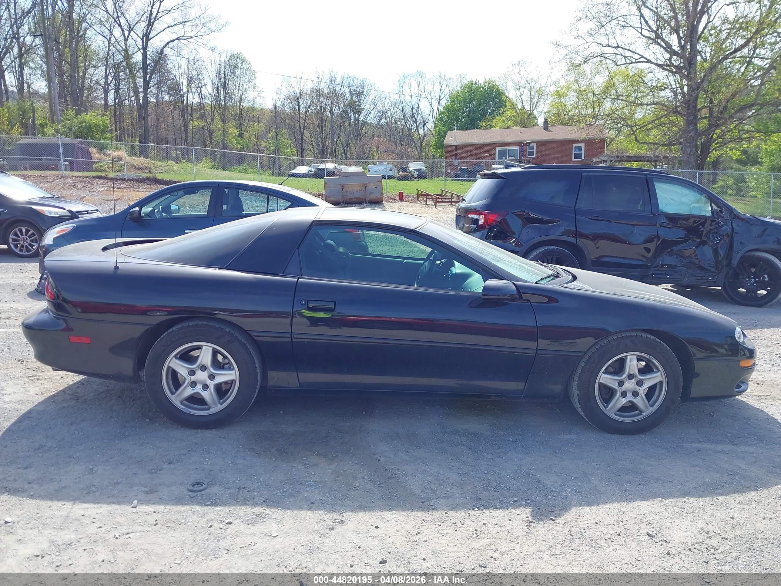 1998 Chevrolet Camaro Z28 Черный vin: 2G1FP22G6W2124642