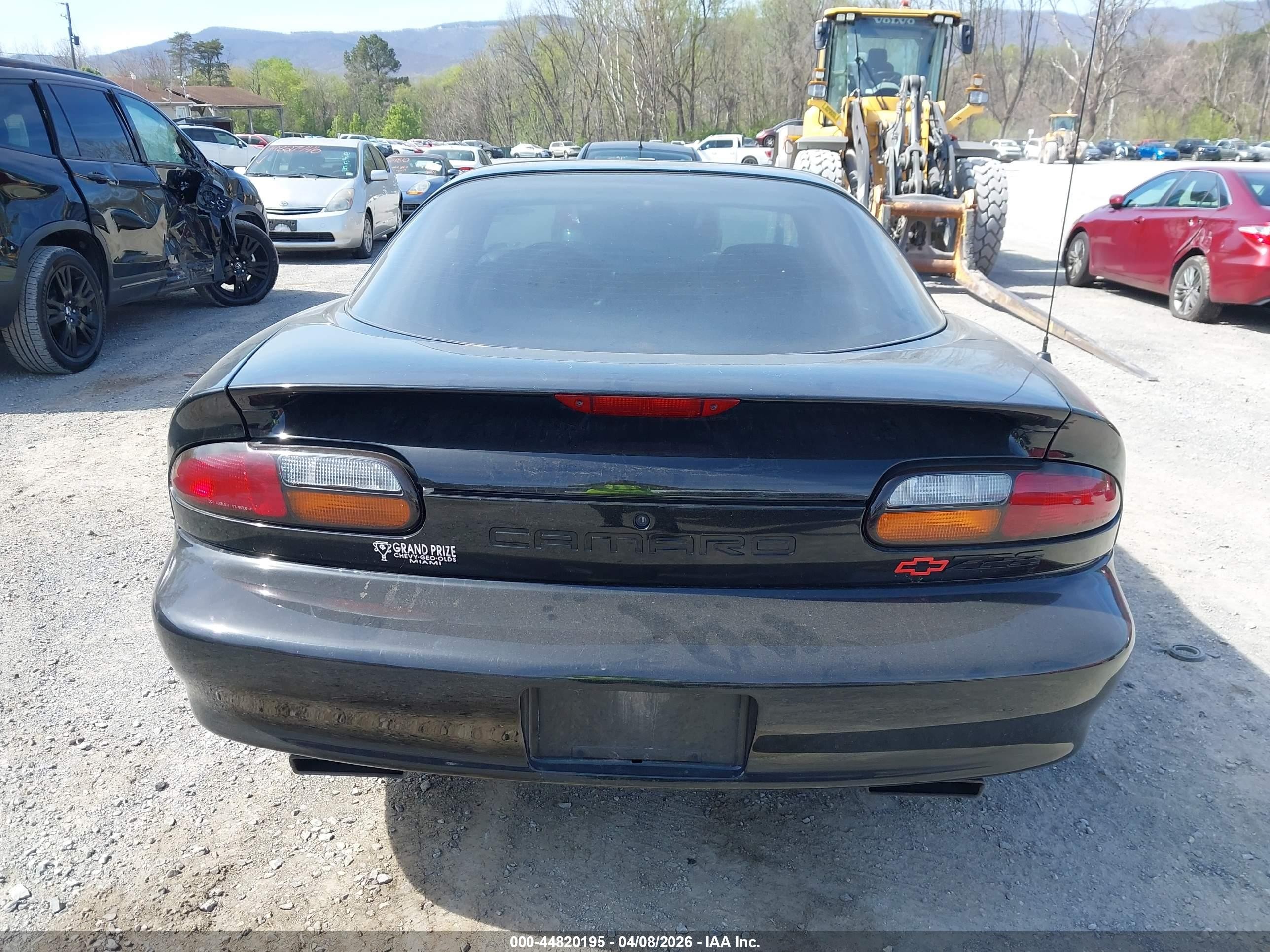 1998 Chevrolet Camaro Z28 Черный vin: 2G1FP22G6W2124642