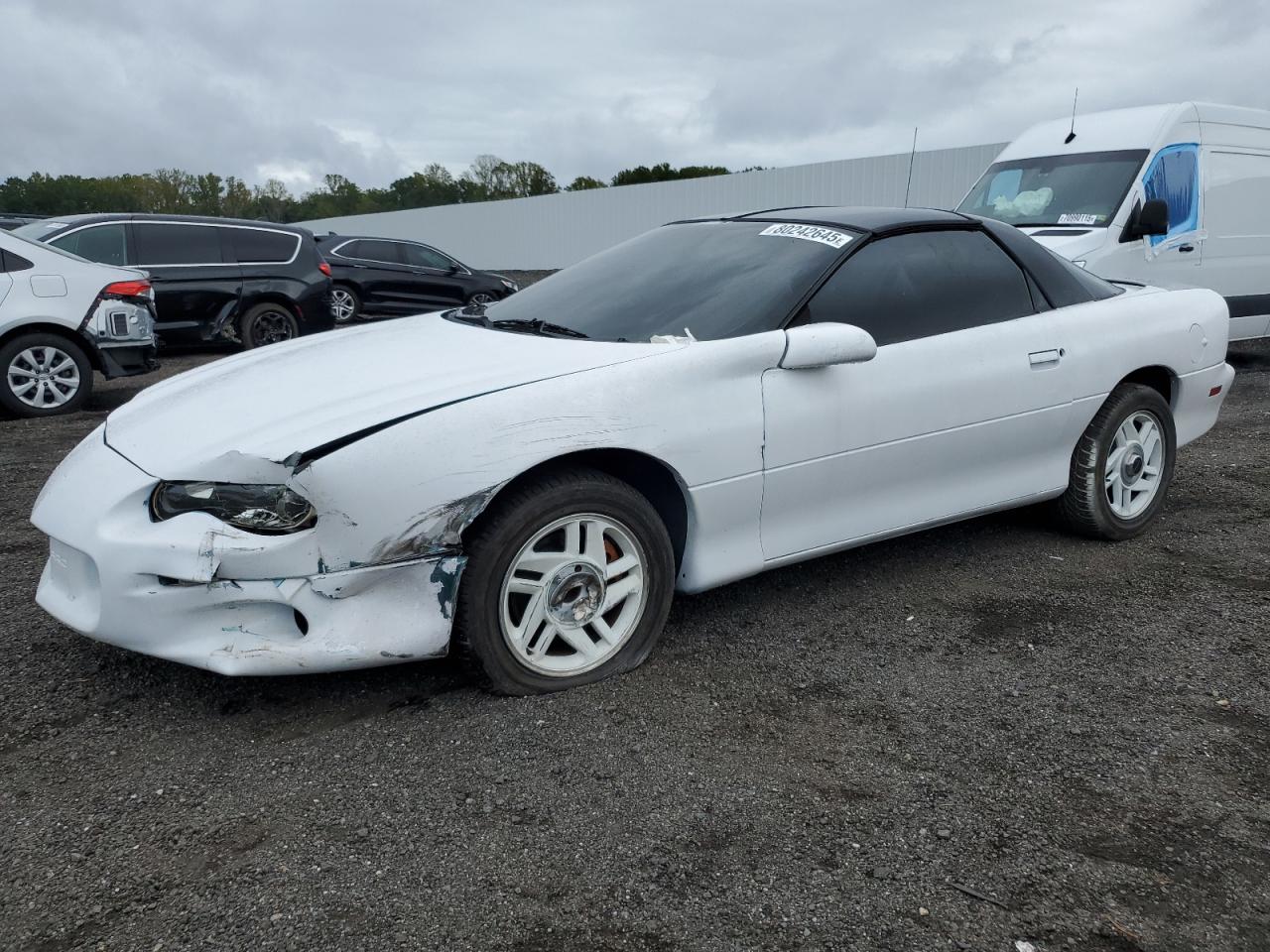 1998 Chevrolet Camaro White vin: 2G1FP22G6W2108778