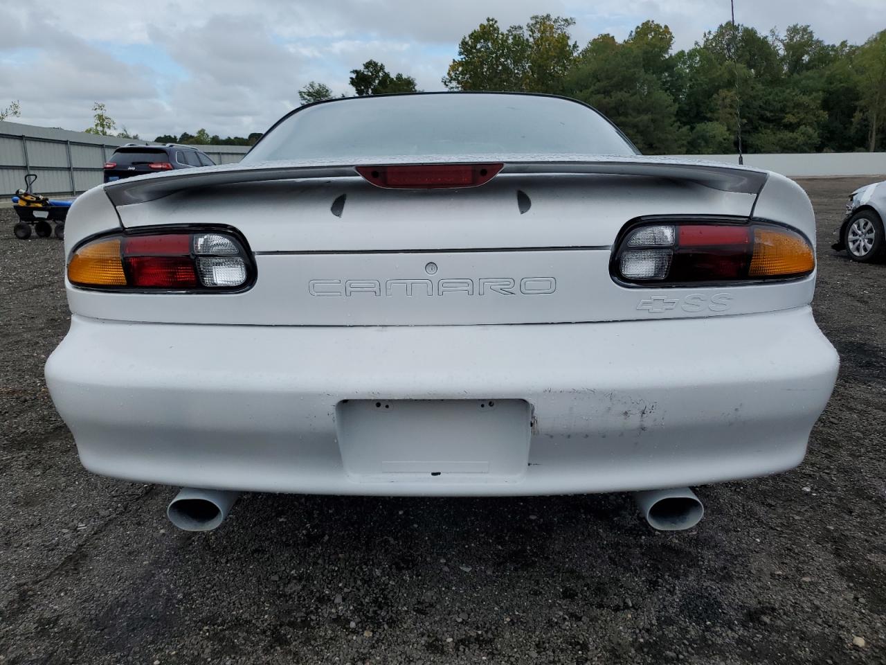 1998 Chevrolet Camaro Белый vin: 2G1FP22G6W2108778