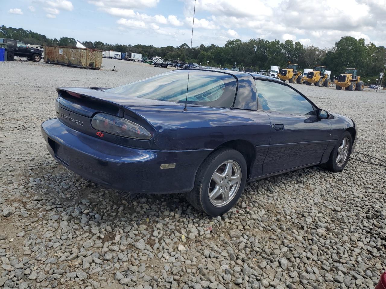 1998 Chevrolet Camaro Z28 Blue vin: 2G1FP22G6W2122325