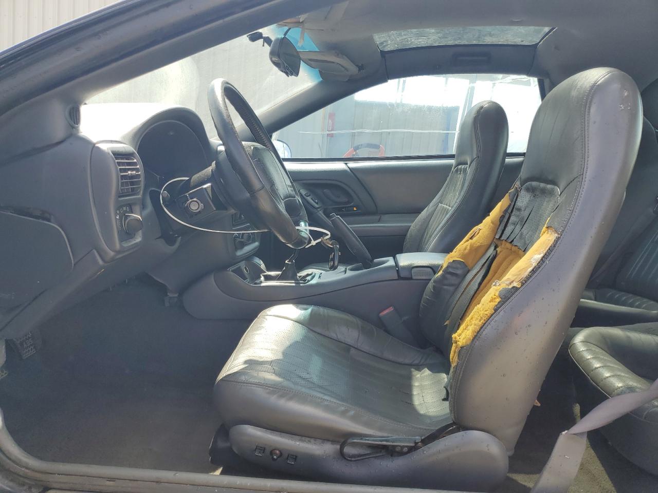 1998 Chevrolet Camaro Z28 Blue vin: 2G1FP22G6W2122325