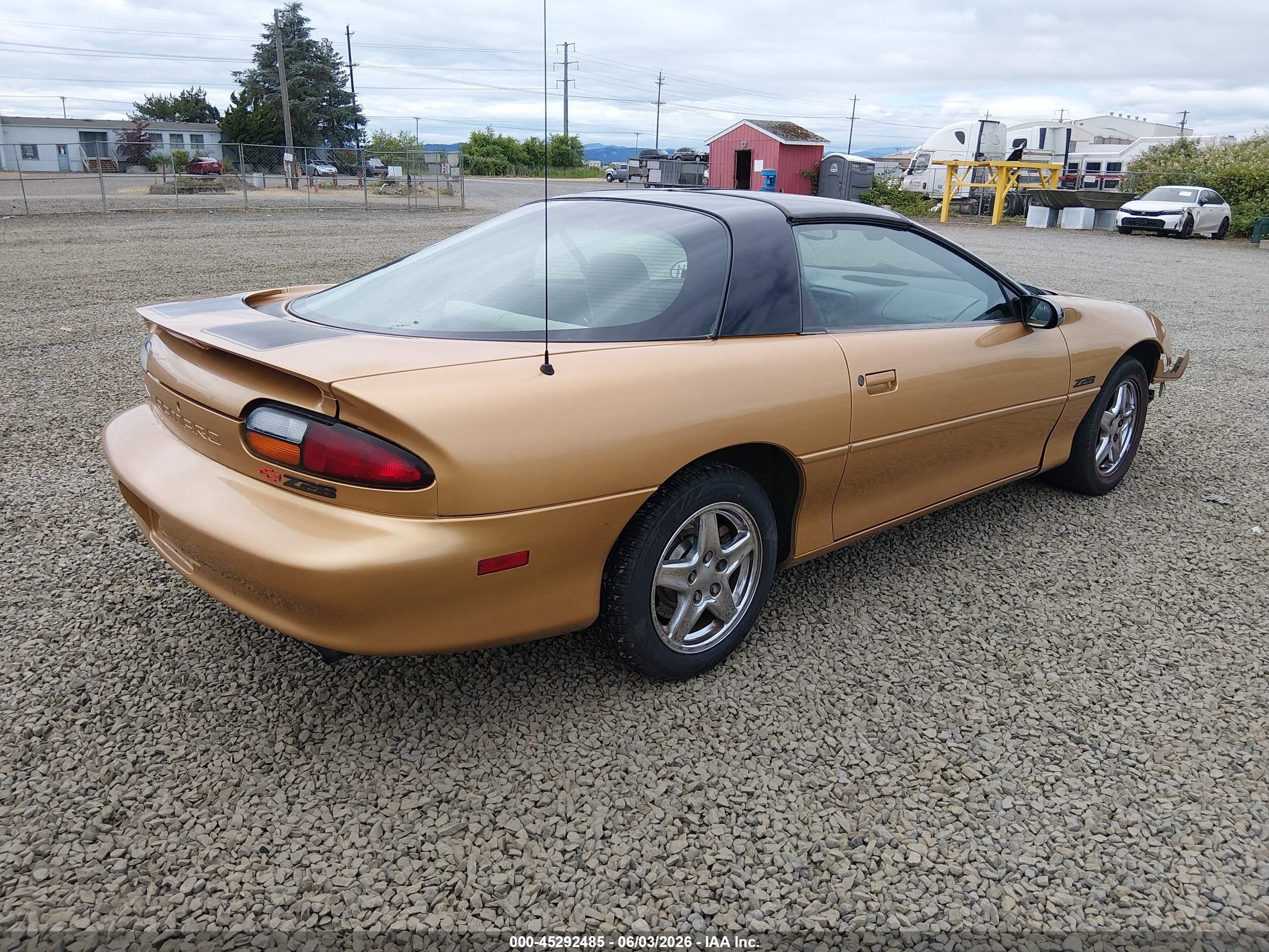 1998 Chevrolet Camaro Z28 Orange vin: 2G1FP22G6W2130537
