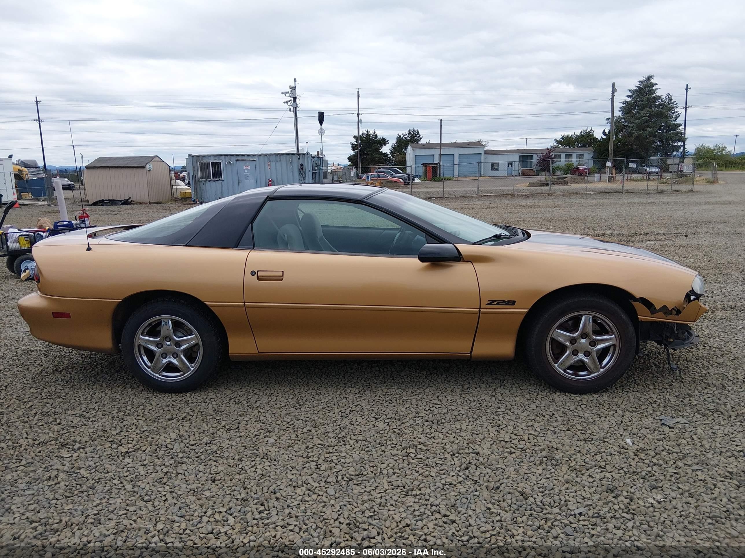 1998 Chevrolet Camaro Z28 Orange vin: 2G1FP22G6W2130537
