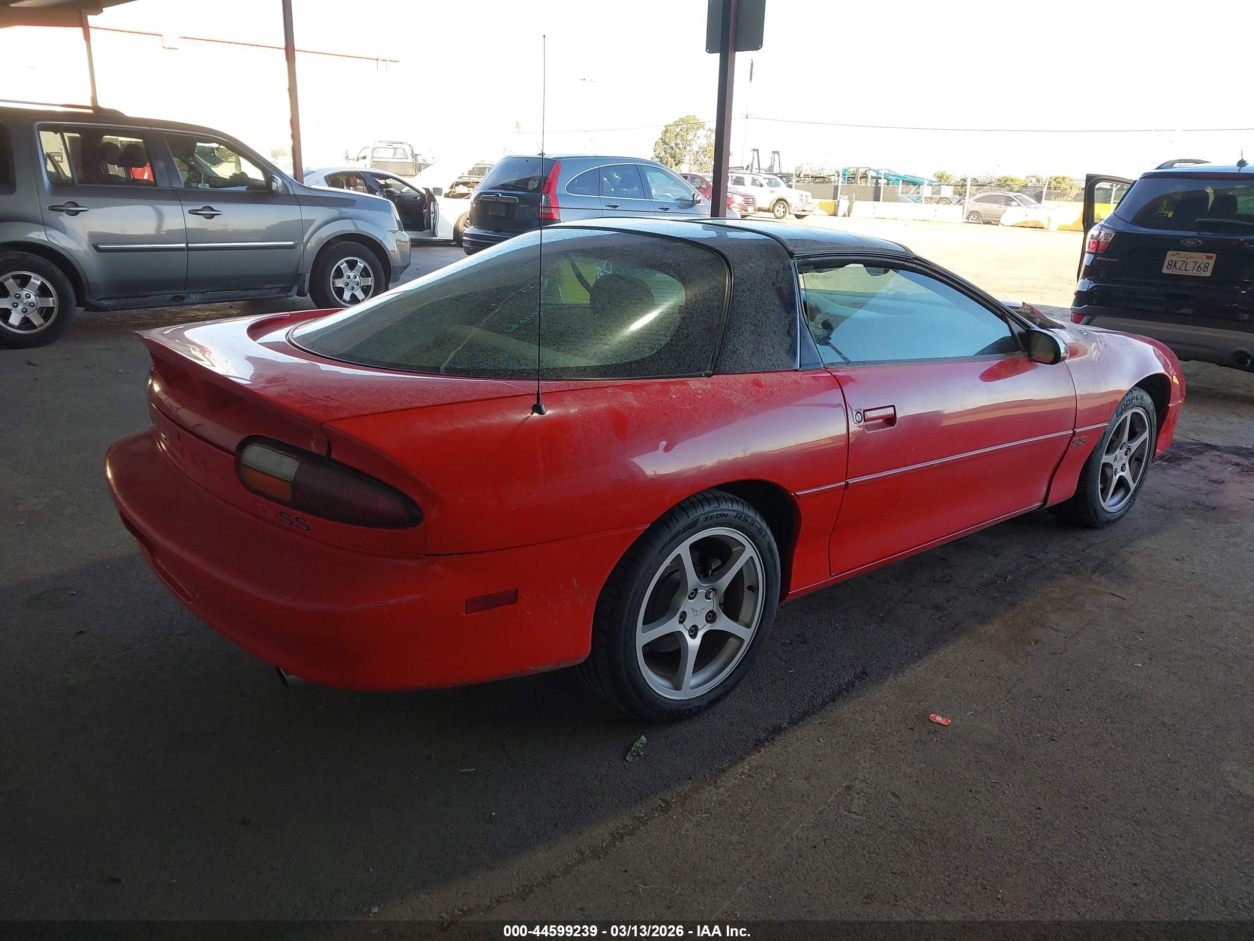 1999 Chevrolet Camaro Z28 Красный vin: 2G1FP22G6X2116137
