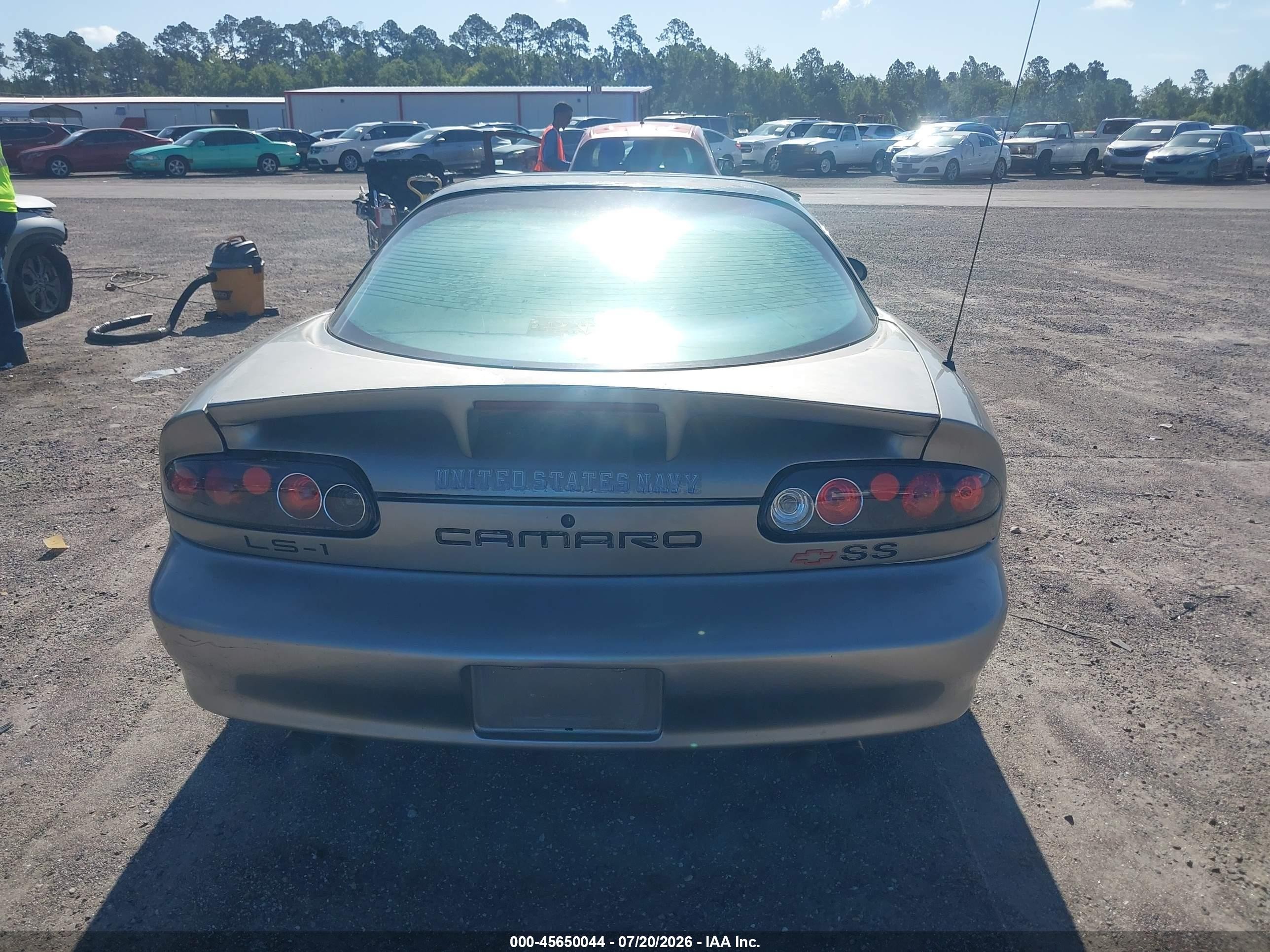 2000 Chevrolet Camaro Z28 Silver vin: 2G1FP22G6Y2128421