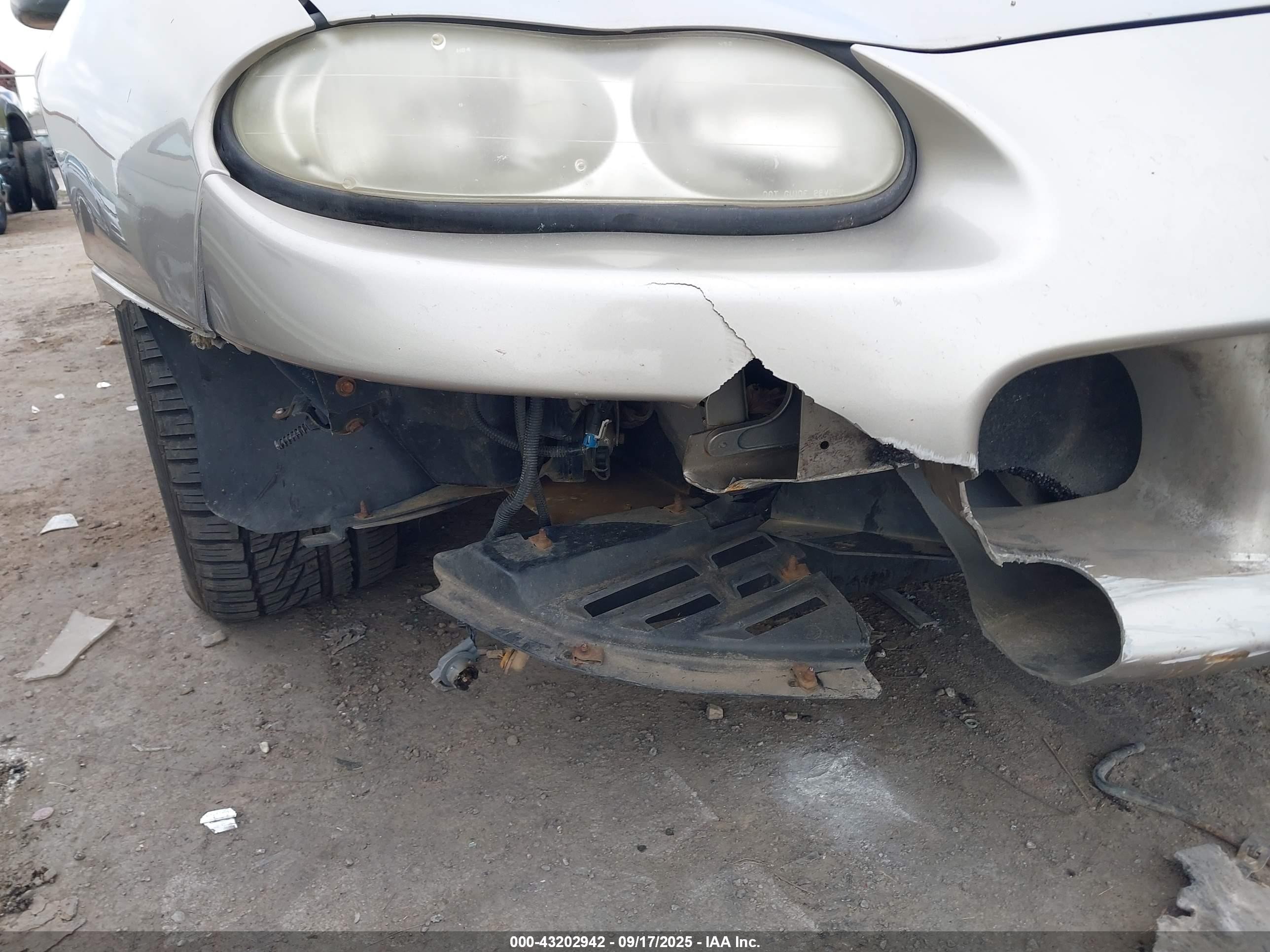 1998 Chevrolet Camaro Z28 Желто-коричневый vin: 2G1FP22G7W2149596