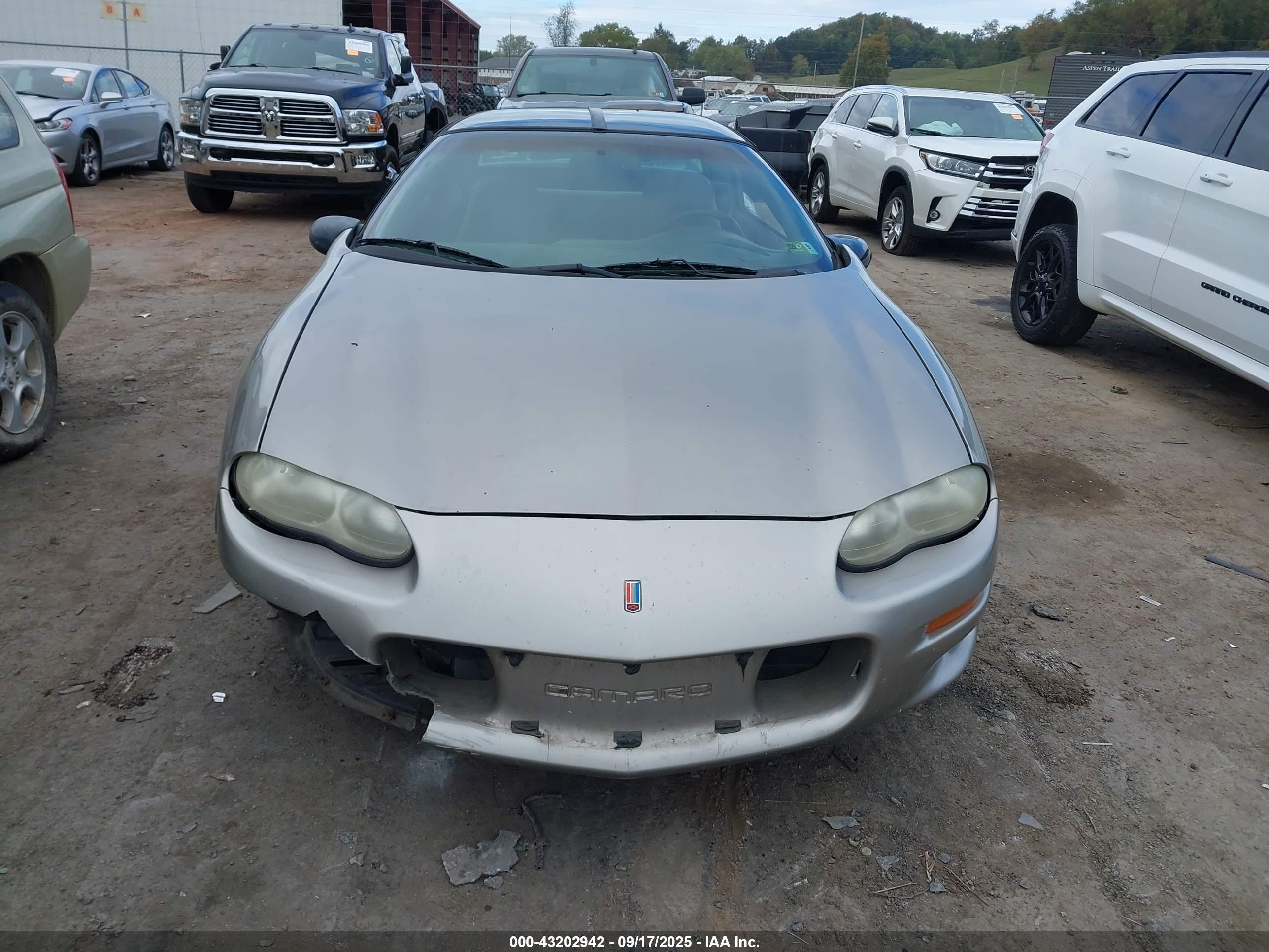 1998 Chevrolet Camaro Z28 Желто-коричневый vin: 2G1FP22G7W2149596