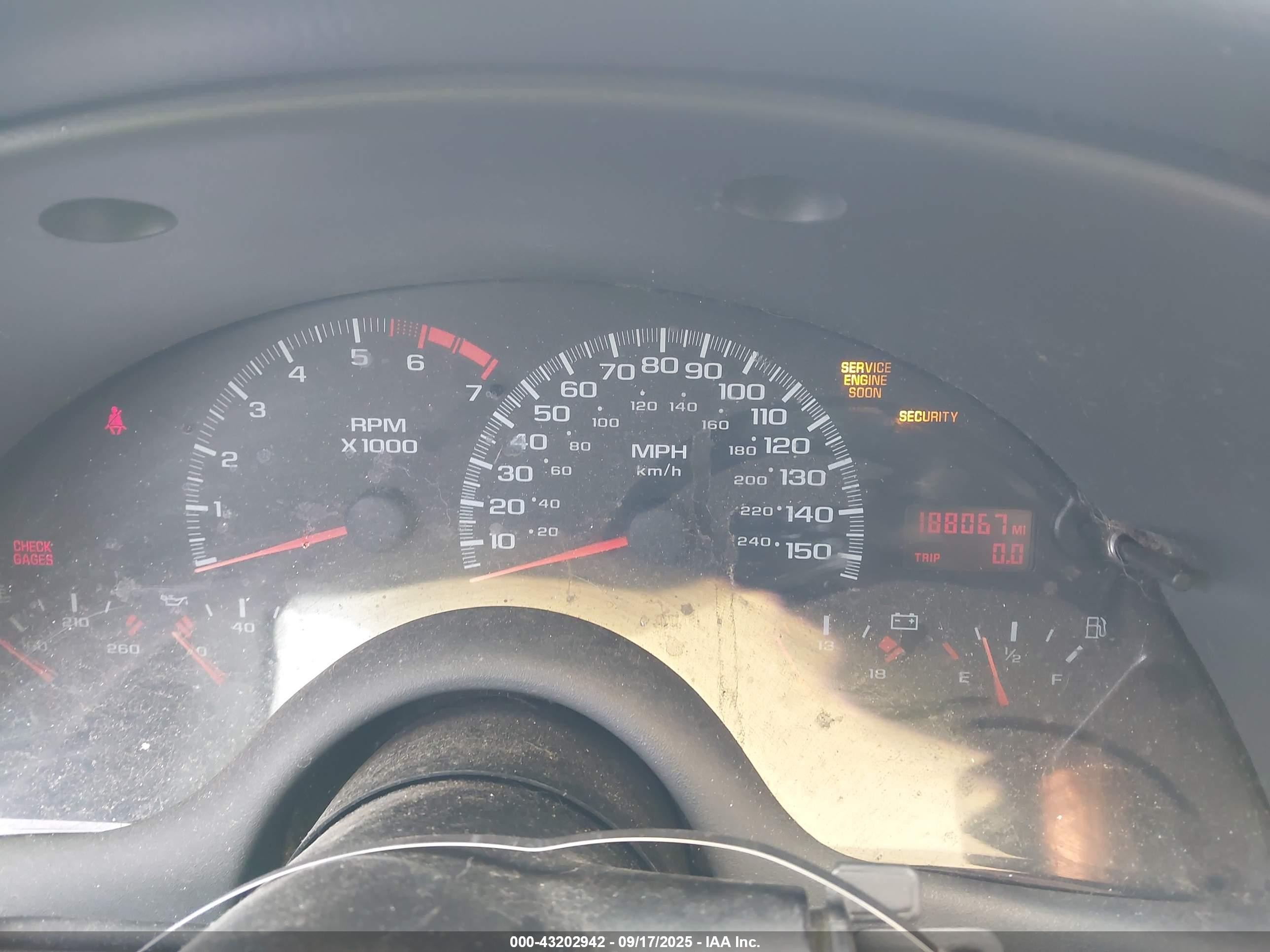 1998 Chevrolet Camaro Z28 Желто-коричневый vin: 2G1FP22G7W2149596