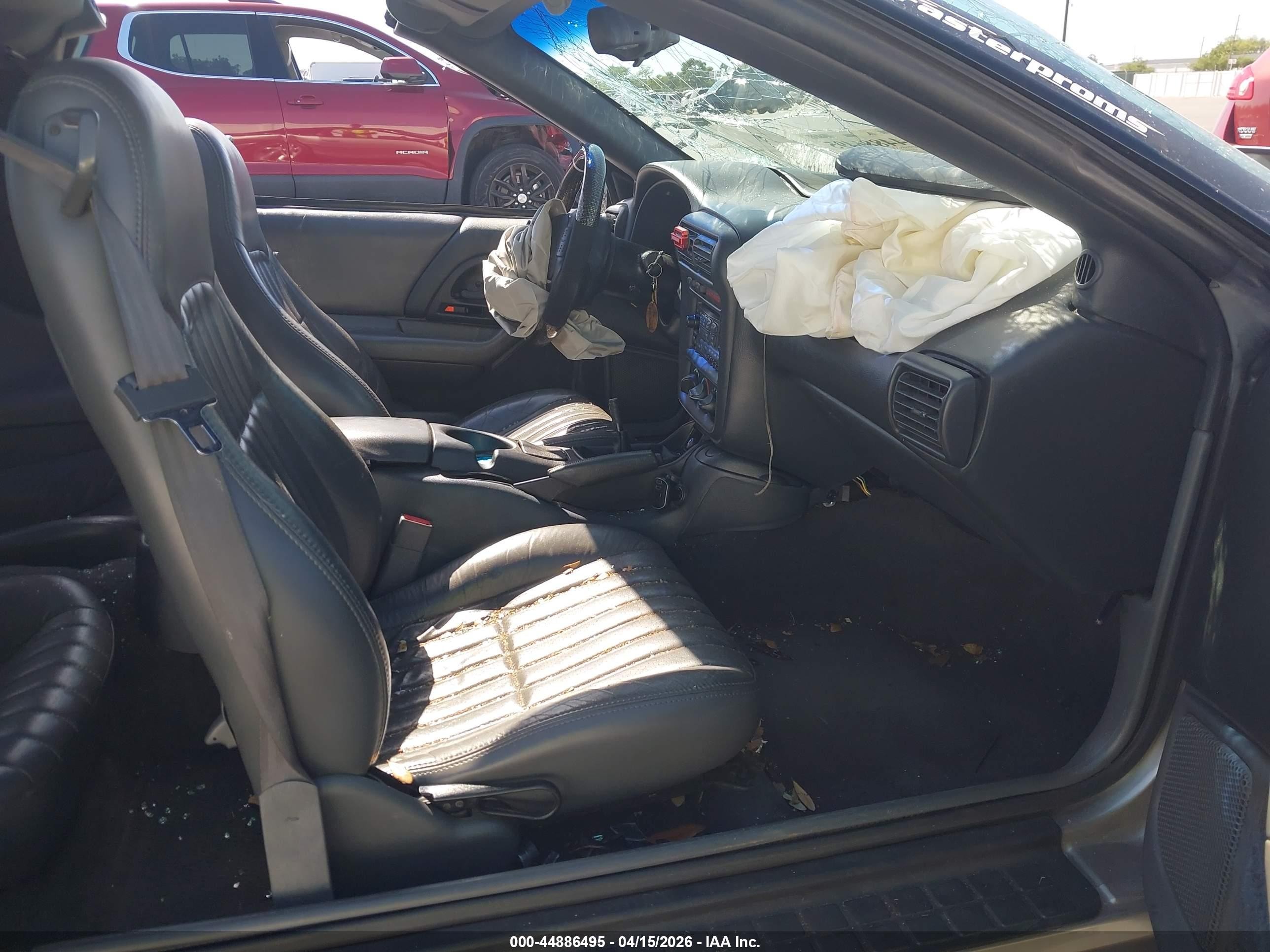 1999 Chevrolet Camaro Z28 Silver vin: 2G1FP22G7X2110377
