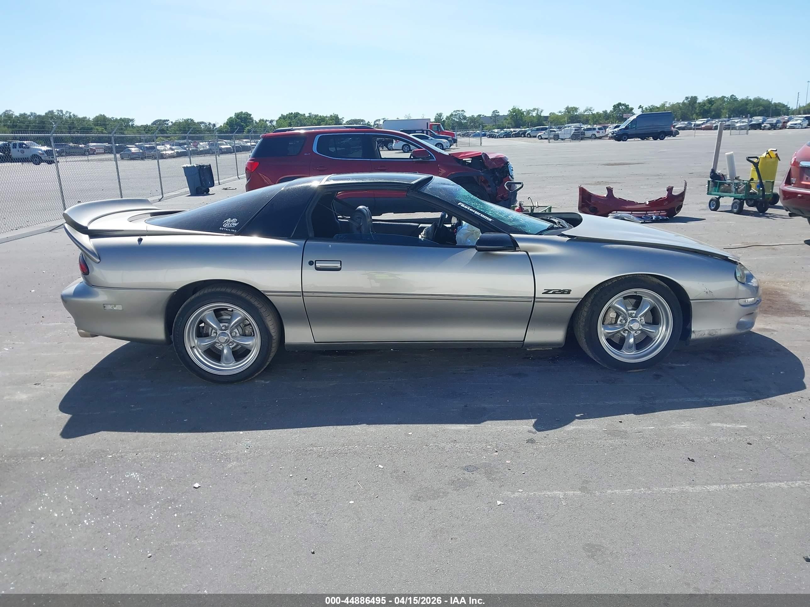 1999 Chevrolet Camaro Z28 Silver vin: 2G1FP22G7X2110377