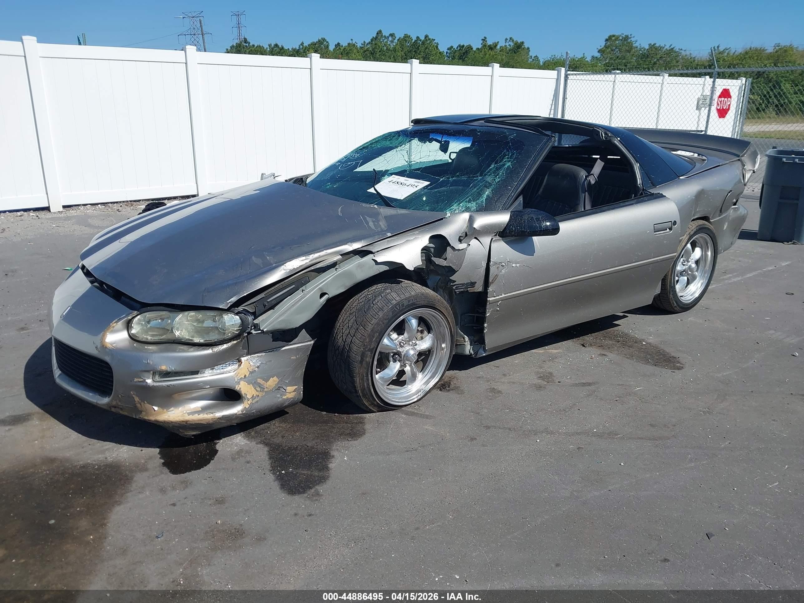 1999 Chevrolet Camaro Z28 Silver vin: 2G1FP22G7X2110377