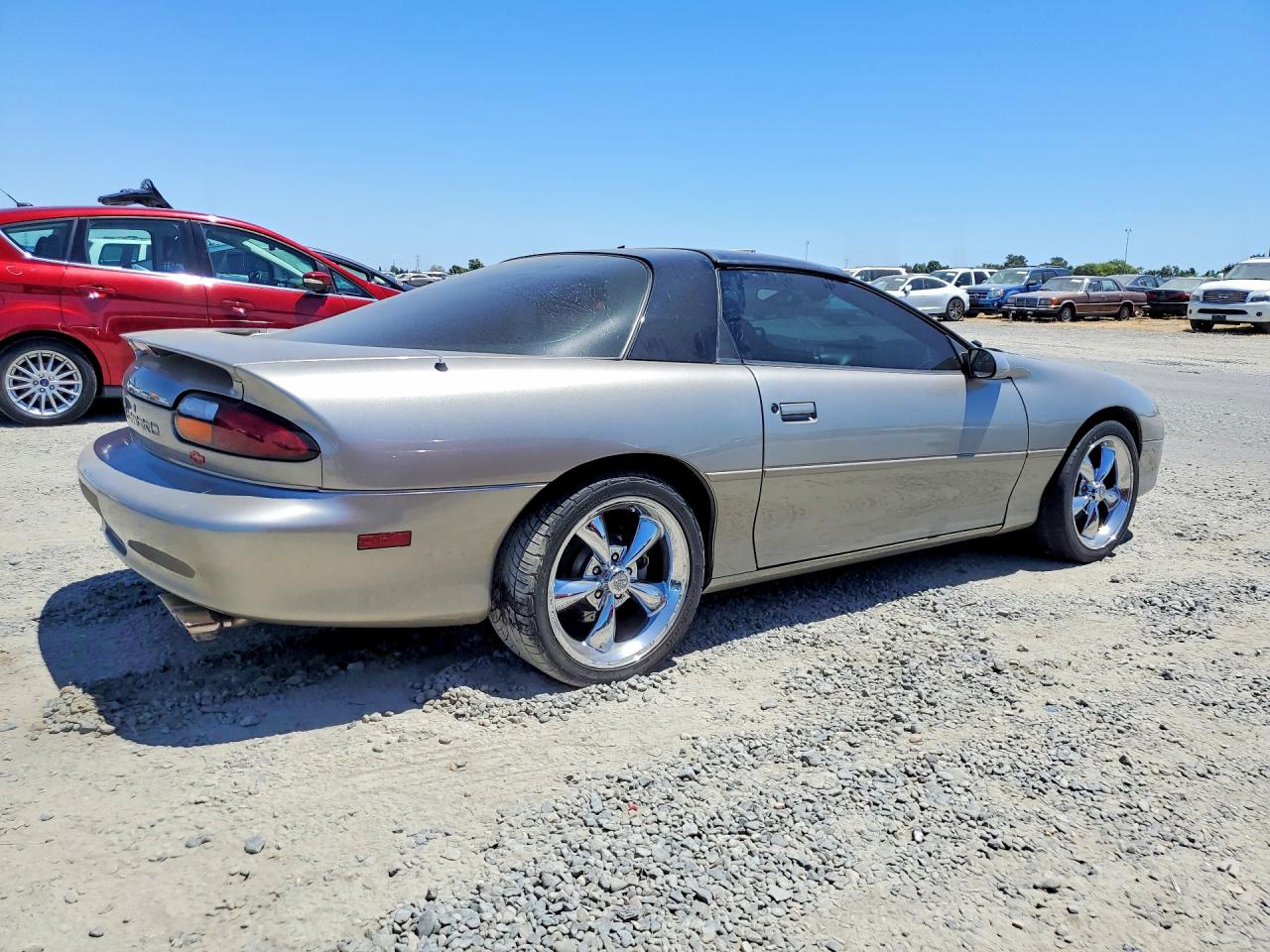 2002 Chevrolet Camaro Z28 Серебряный vin: 2G1FP22G822121493