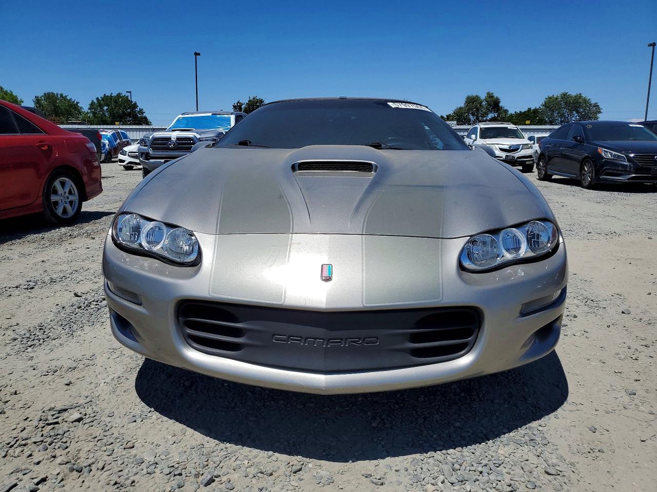 2002 Chevrolet Camaro Z28 Серебряный vin: 2G1FP22G822121493