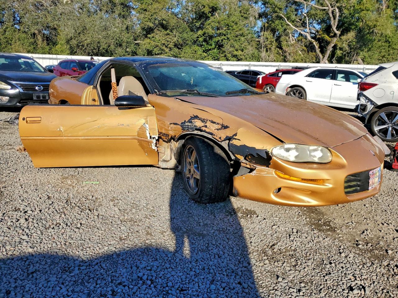 1998 Chevrolet Camaro Z28 Золотой vin: 2G1FP22G9W2149602