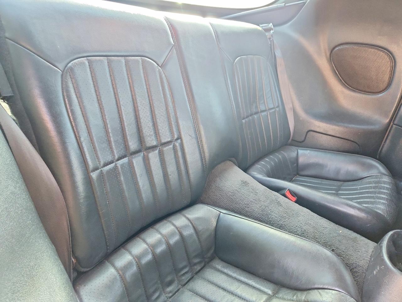 2000 Chevrolet Camaro Z28 Серебряный vin: 2G1FP22G9Y2132222