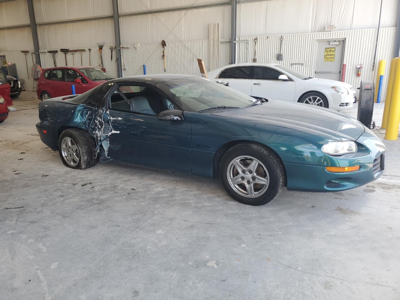 1998 Chevrolet Camaro Z28 Green vin: 2G1FP22GXW2114857